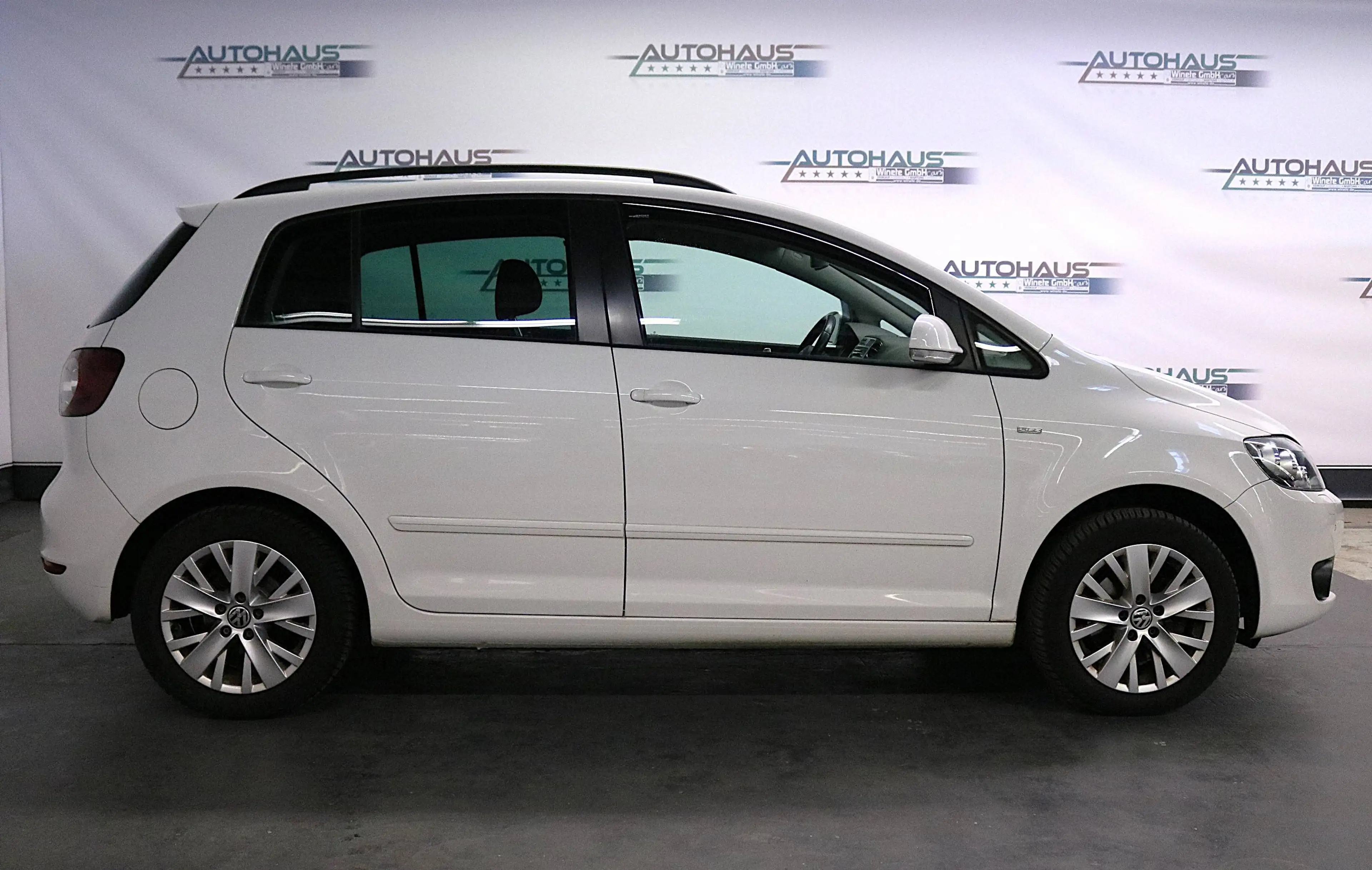 Volkswagen Golf Plus 1.4 Life*1HAND*SHZ*PDC*AHK*KLIMAAUT*Standheizung*ALU*u.v.m — photo 3