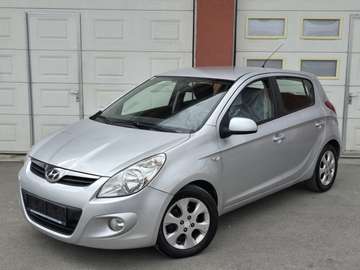 i20 1,4 Comfort Aut. *Pickerl NEU*