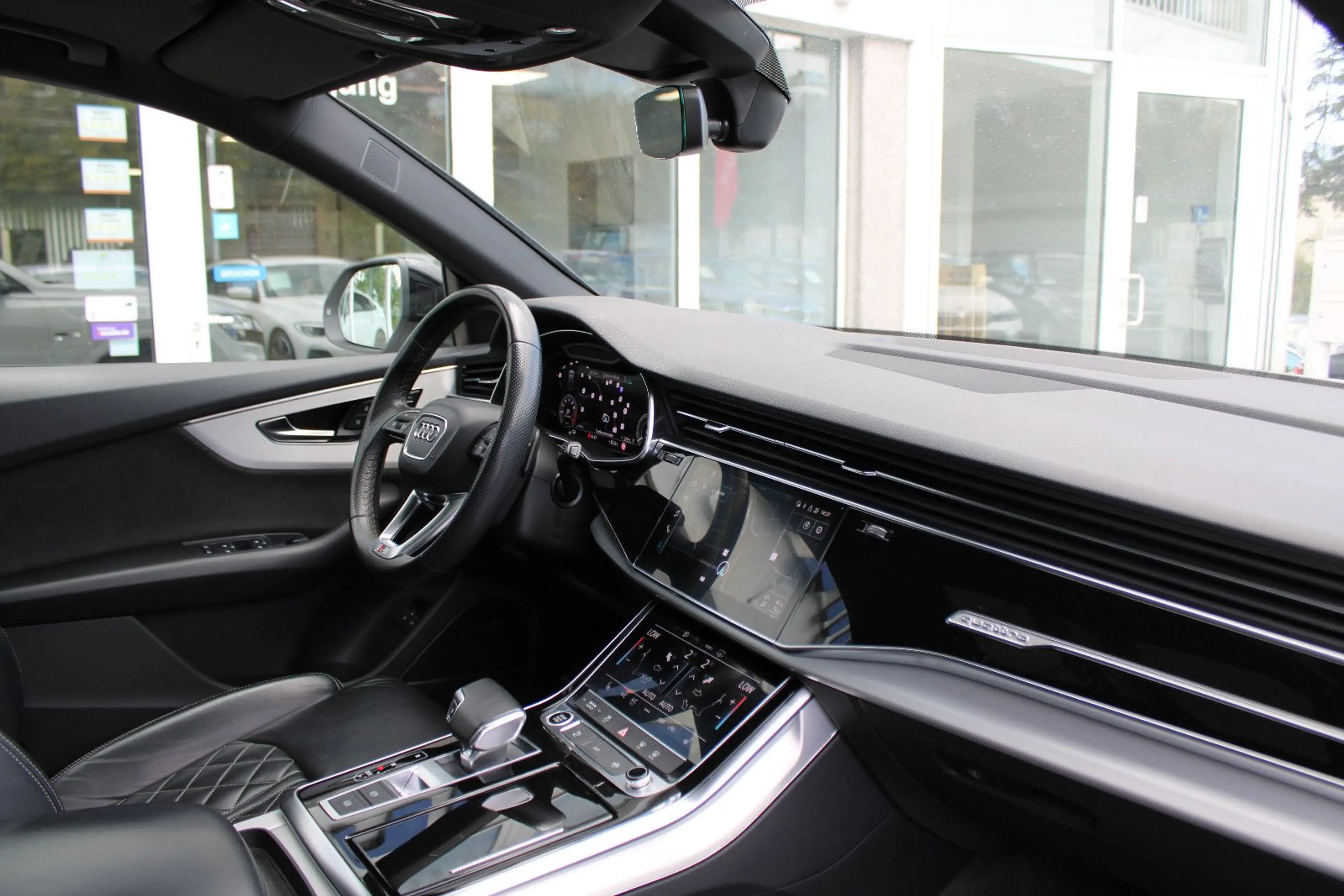 Audi Q8 60 TFSI e quattro/S-line+/Pano/ACC/B&O/360°K — photo 13