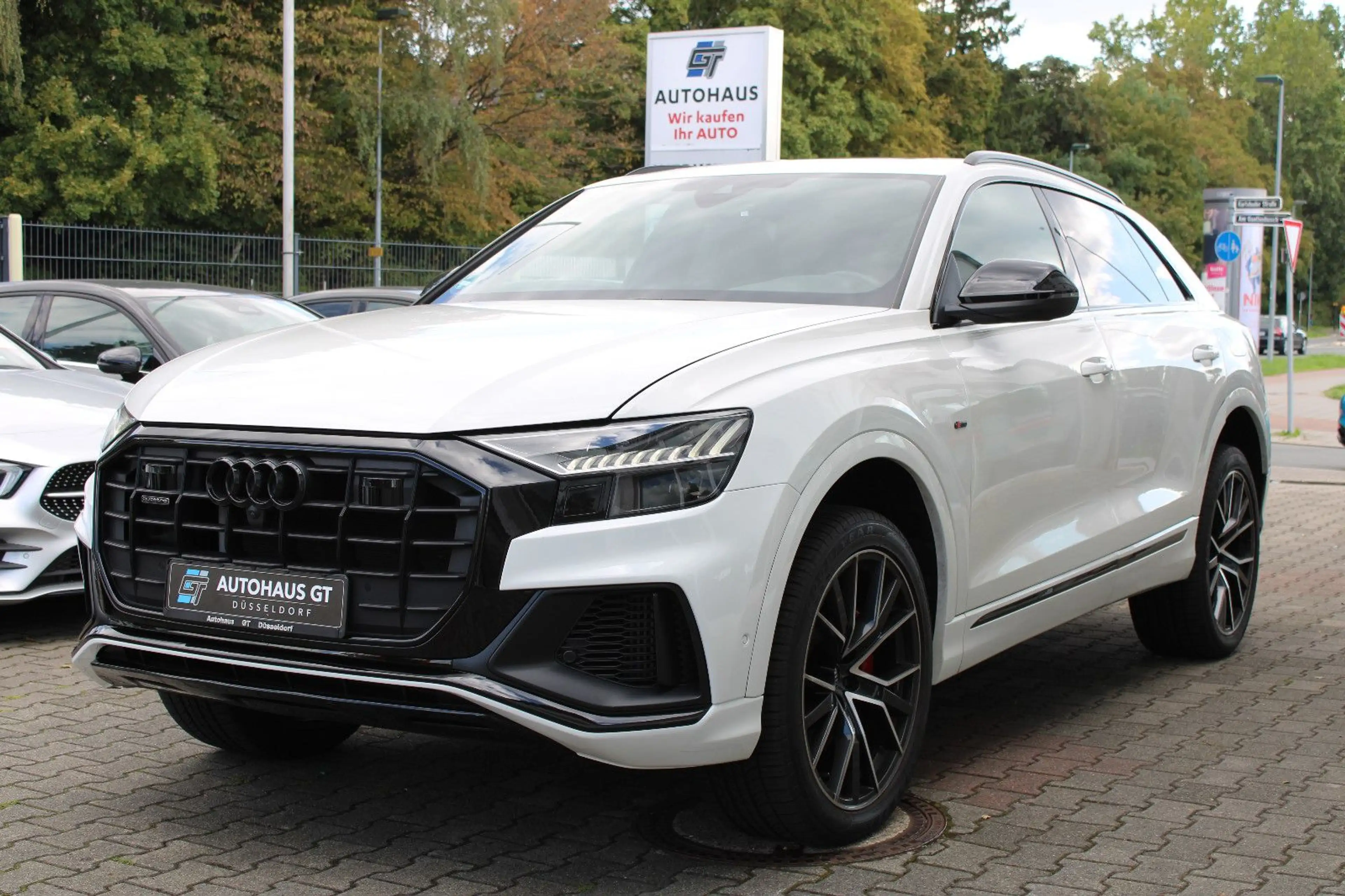 Audi Q8 60 TFSI e quattro/S-line+/Pano/ACC/B&O/360°K — photo 6