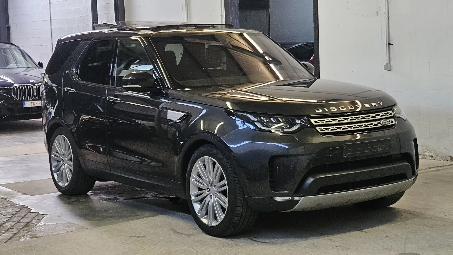 Land Rover Discovery 3.0 TD6 HSE Luxury 7pl. TVA INCL BTW INCL Grijs - 1