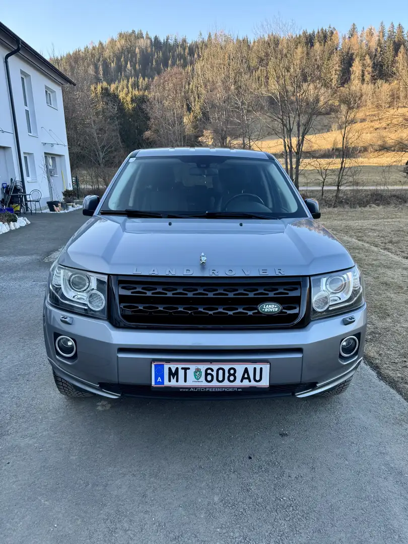 Land Rover Freelander 2,2 TD4 XS Aut. Grau - 2