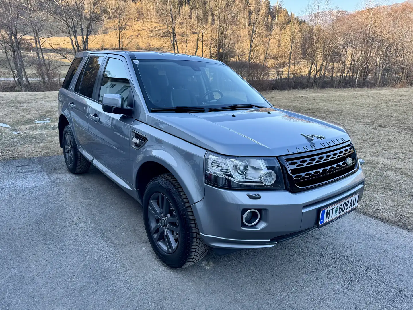 Land Rover Freelander 2,2 TD4 XS Aut. Grau - 1