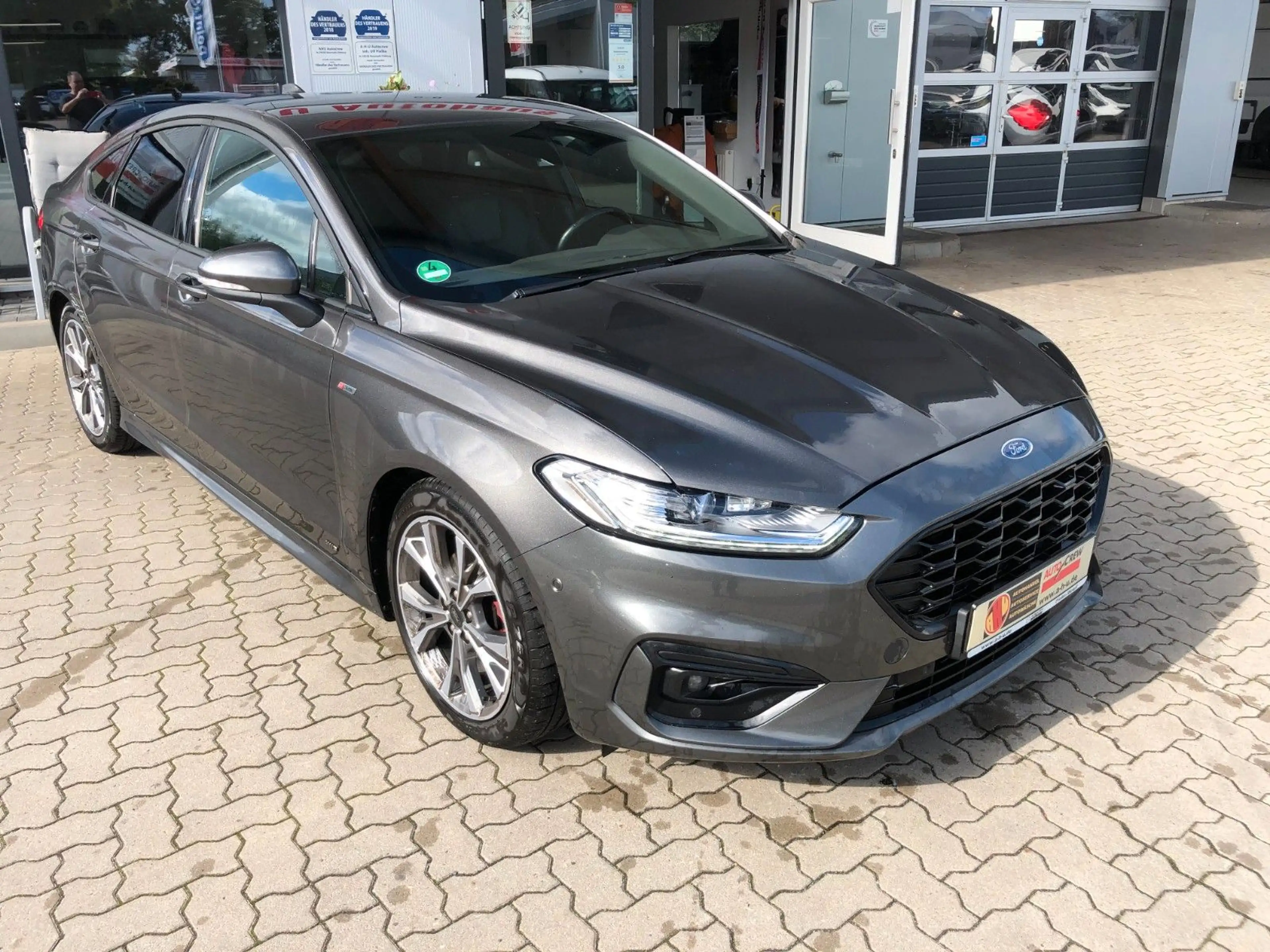 Ford Mondeo Lim. ST-Line AWD — photo 8