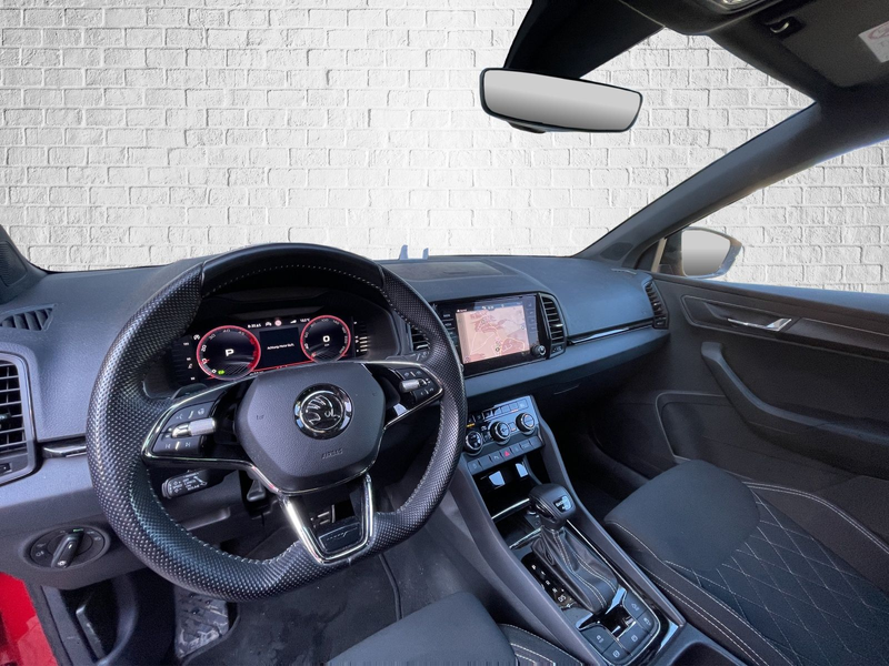 Skoda Karoq 2.0 TDI SCR 4x4 DSG Sportline ACC DCC AHK — photo 10
