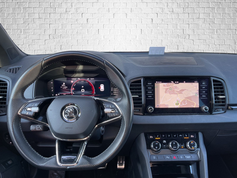 Skoda Karoq 2.0 TDI SCR 4x4 DSG Sportline ACC DCC AHK — photo 14