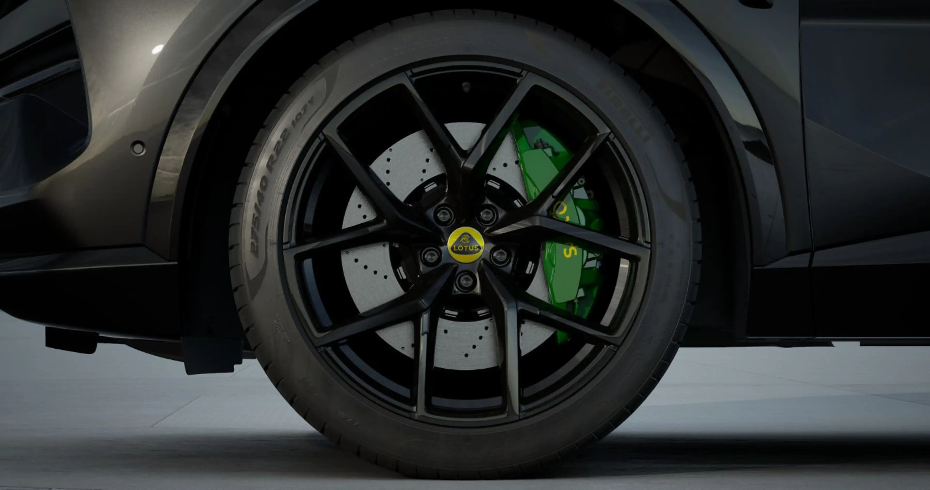 Lotus Eletre 600 Sport SE HeadUp Panodach Standheiz — photo 11