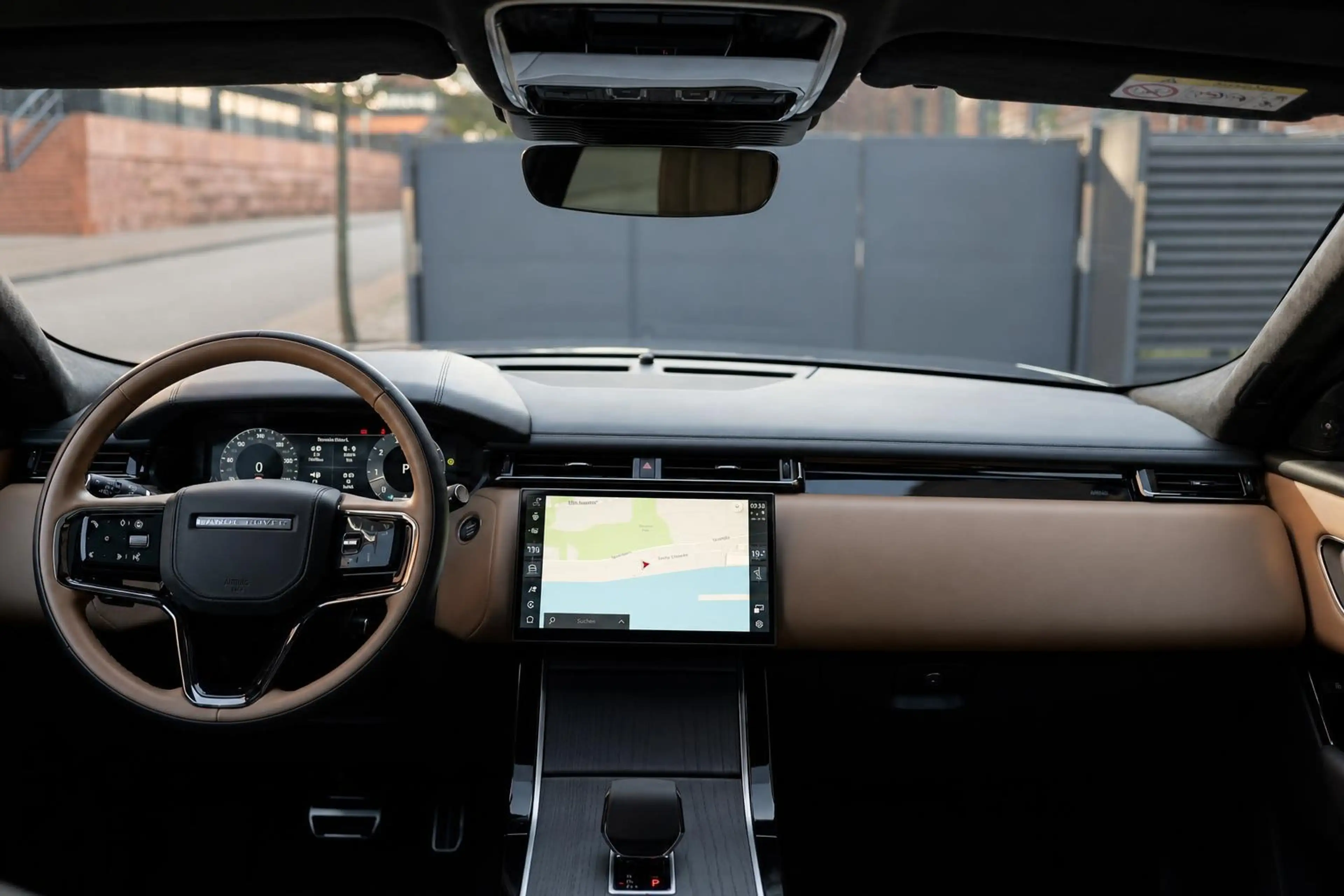 Land Rover Range Rover Velar Autobiography — photo 10