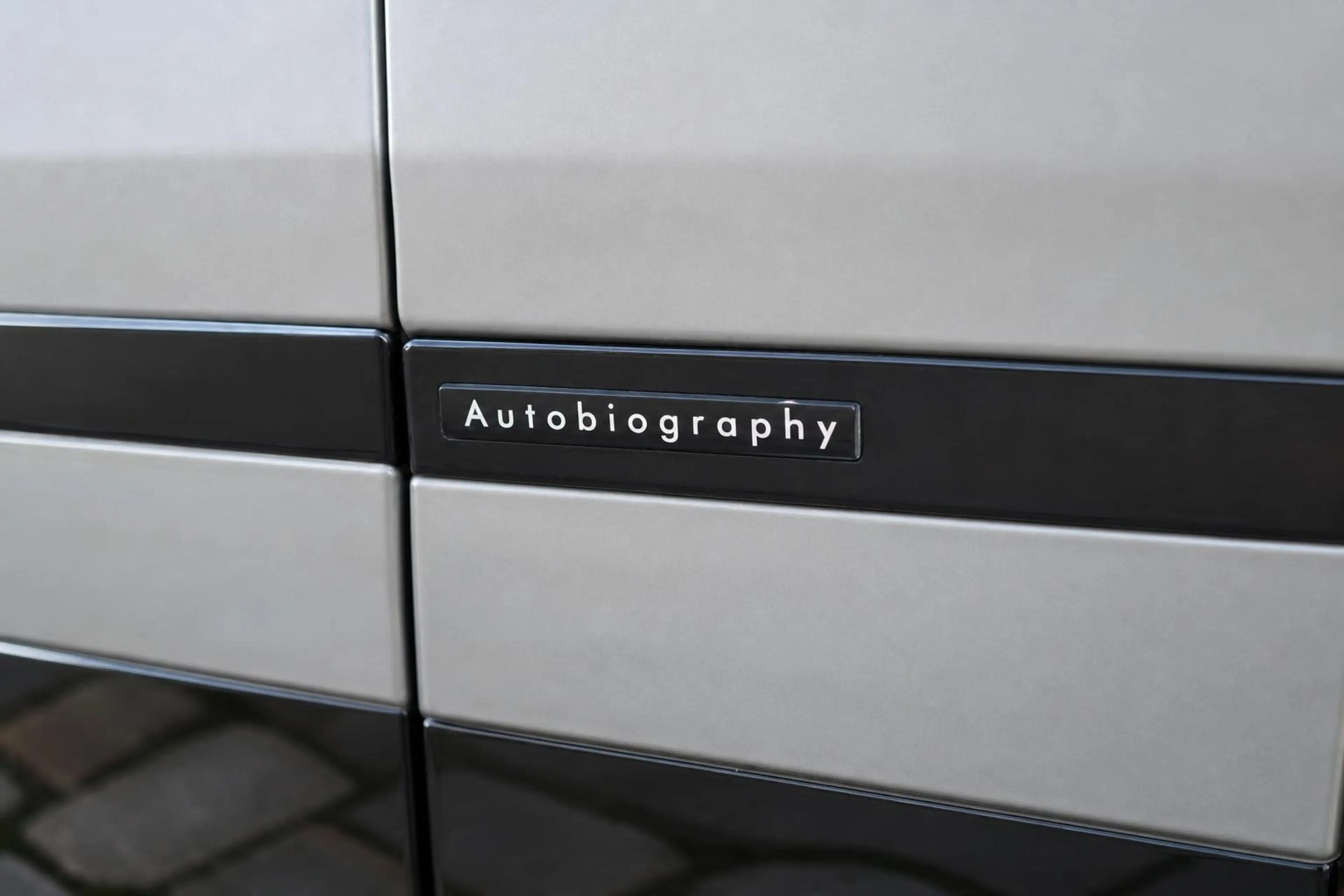Land Rover Range Rover Velar Autobiography — photo 12