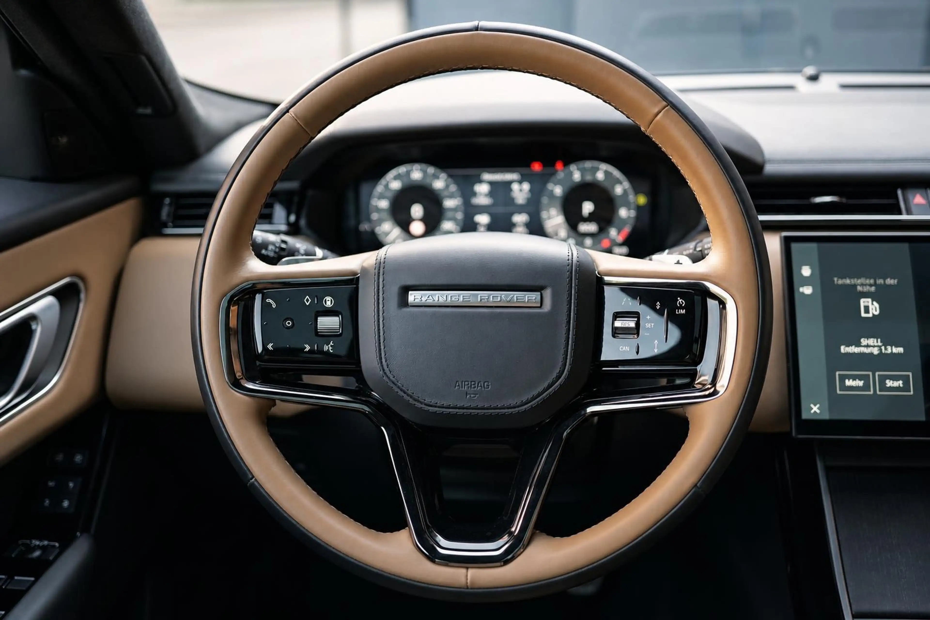 Land Rover Range Rover Velar Autobiography — photo 8