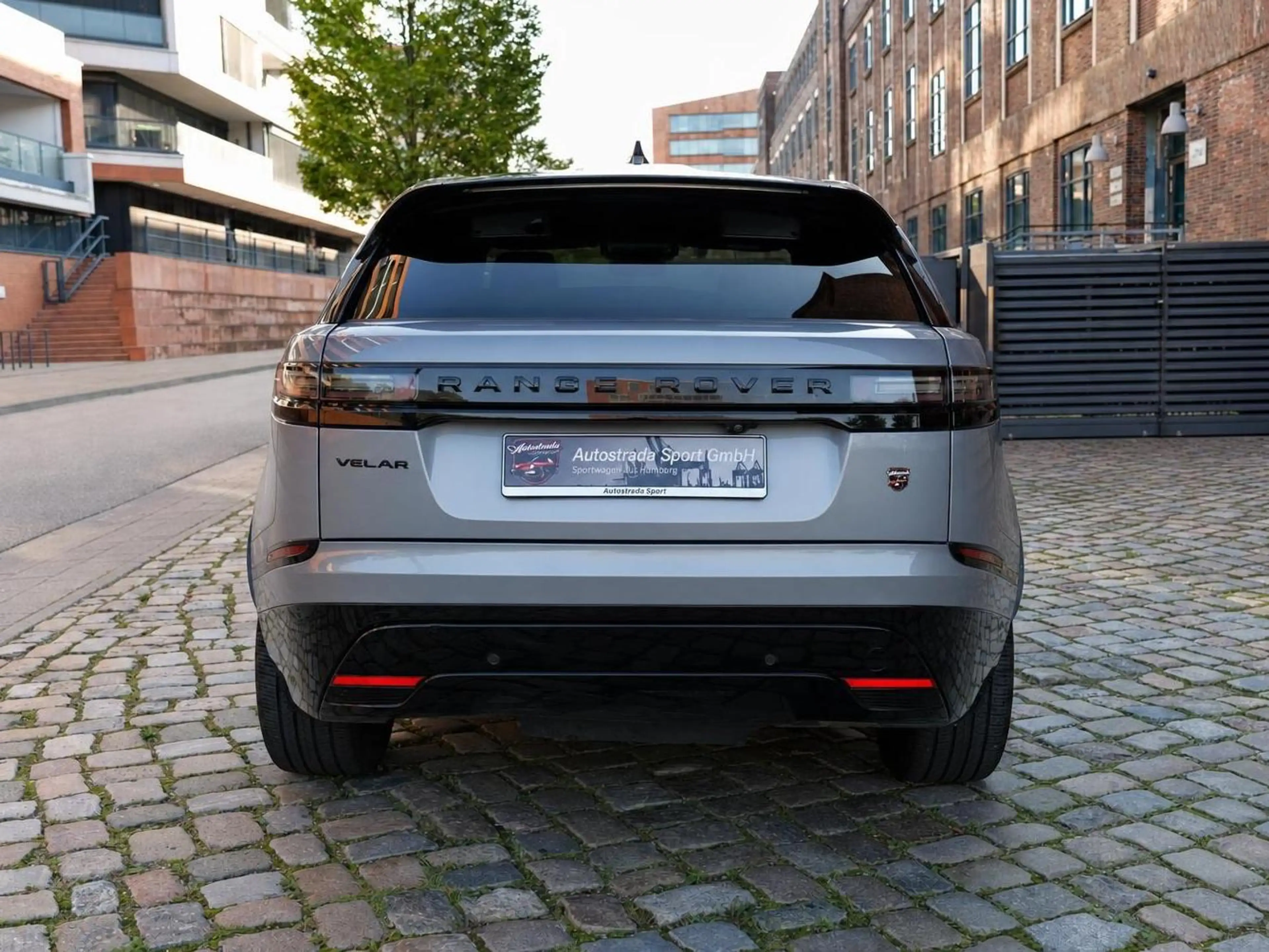 Land Rover Range Rover Velar Autobiography — photo 4