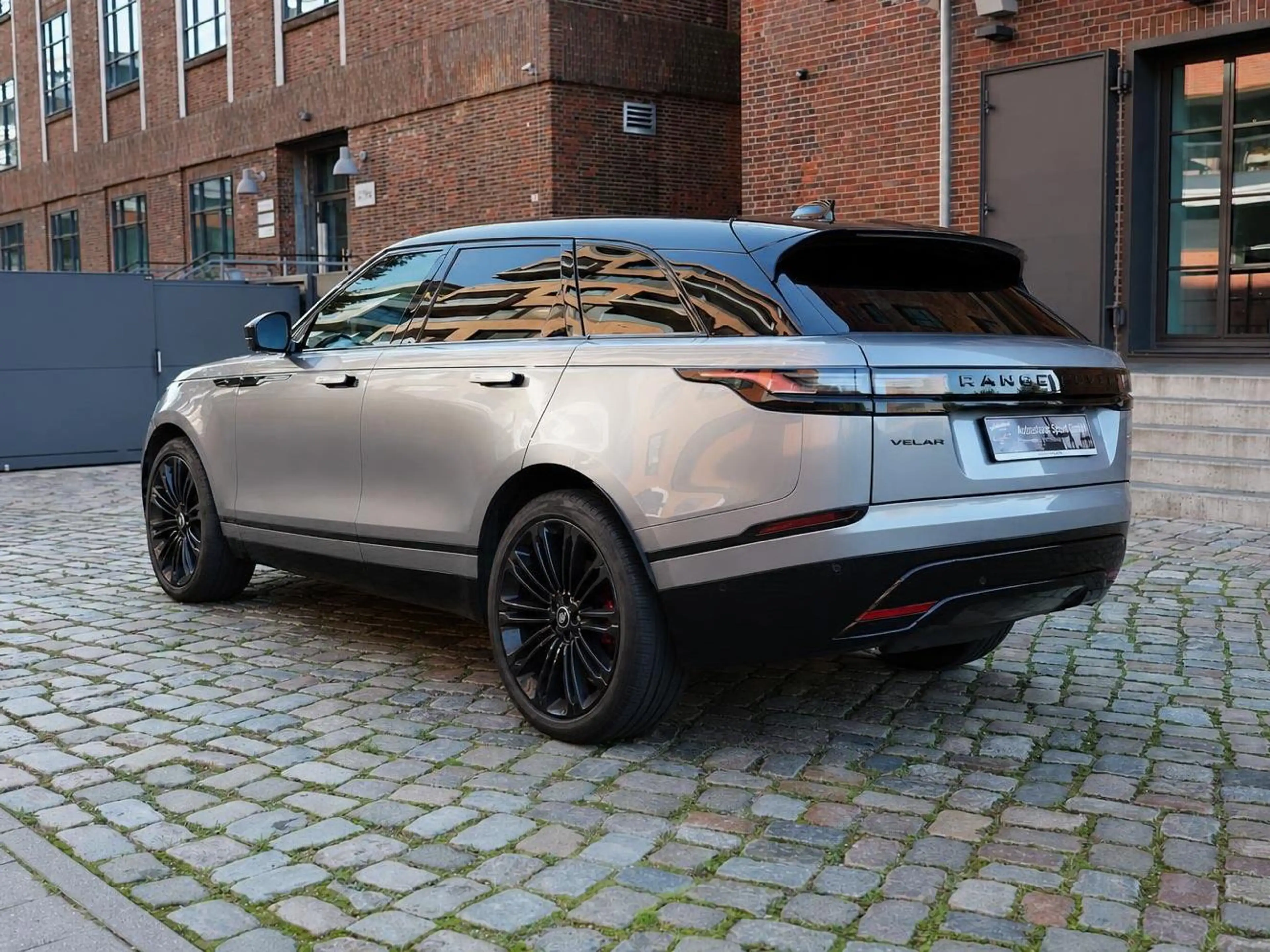 Land Rover Range Rover Velar Autobiography — photo 3