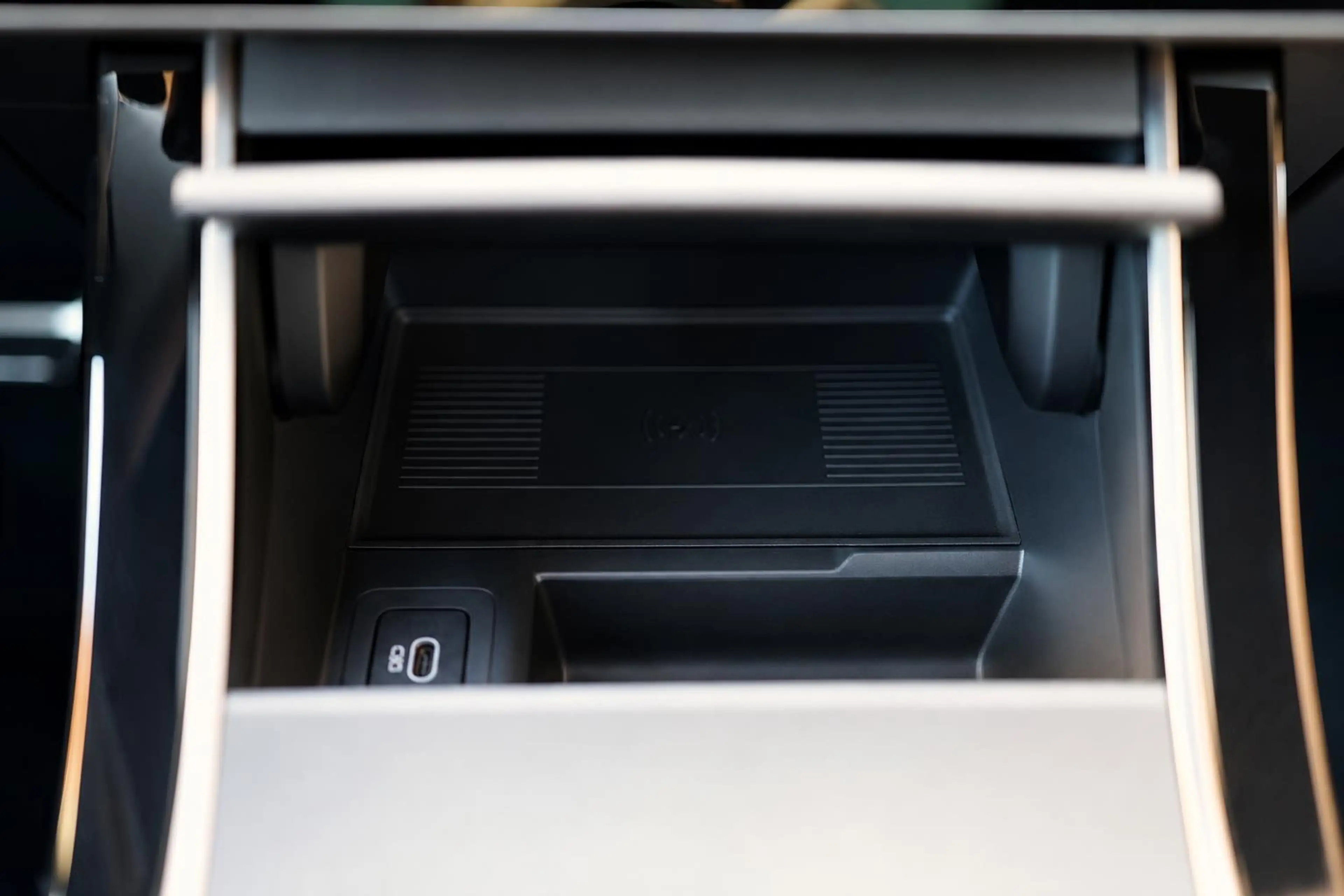 Land Rover Range Rover Velar Autobiography — photo 13