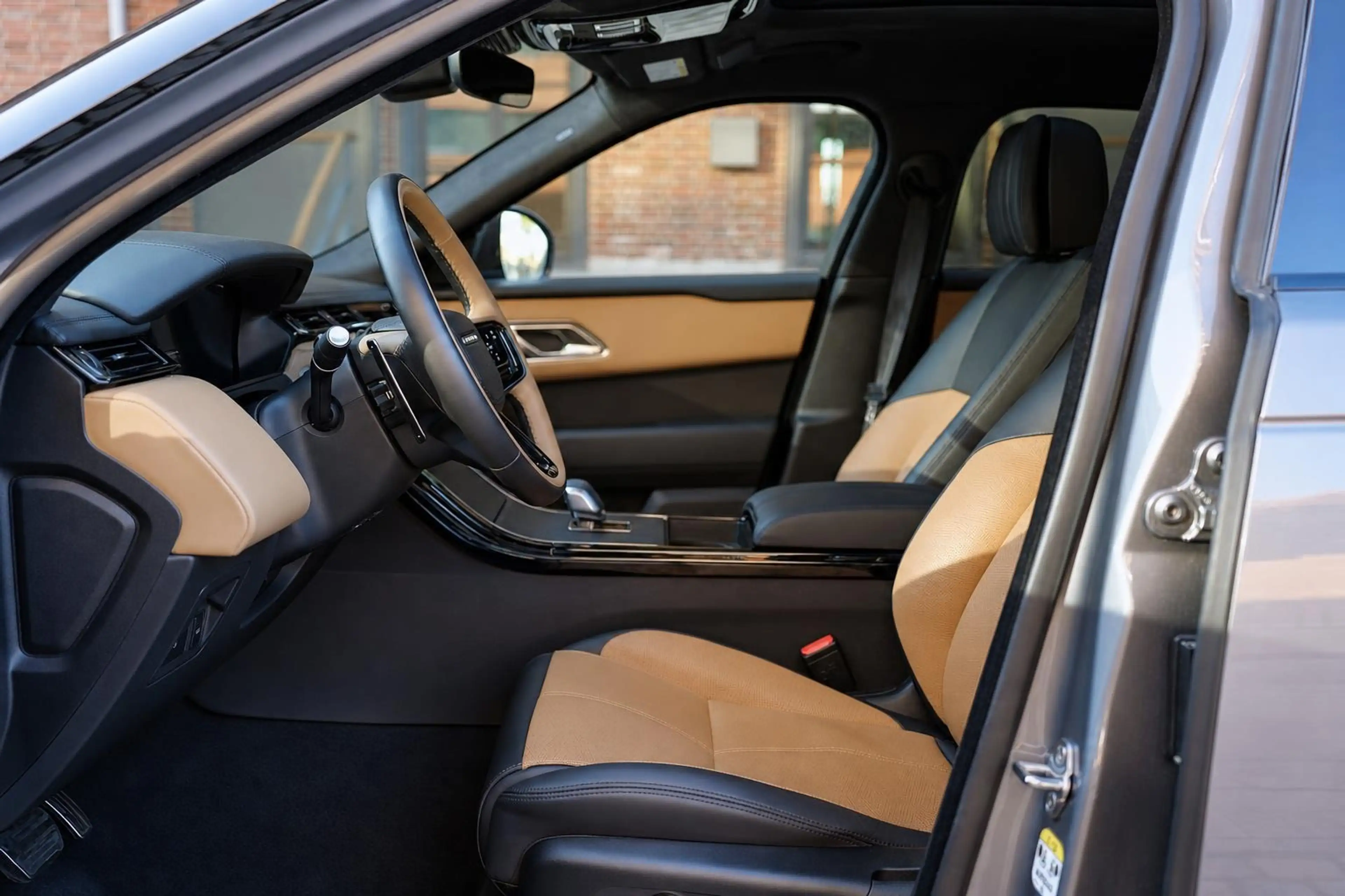 Land Rover Range Rover Velar Autobiography — photo 9