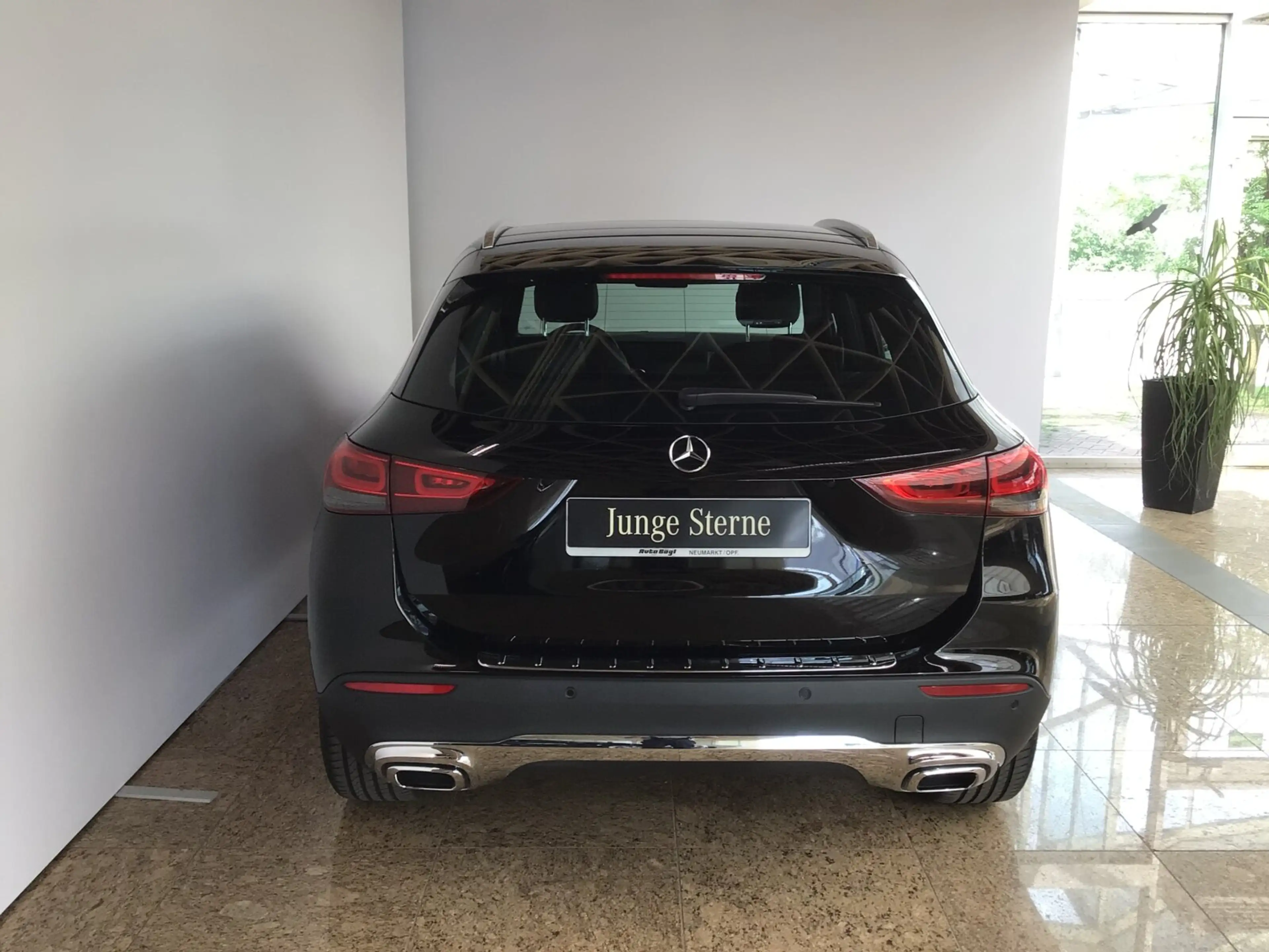 Mercedes-Benz GLA 220 GLA 220 d Progressive/Navi/Pano.-Dach/Distronic/AHK/360° — photo 5