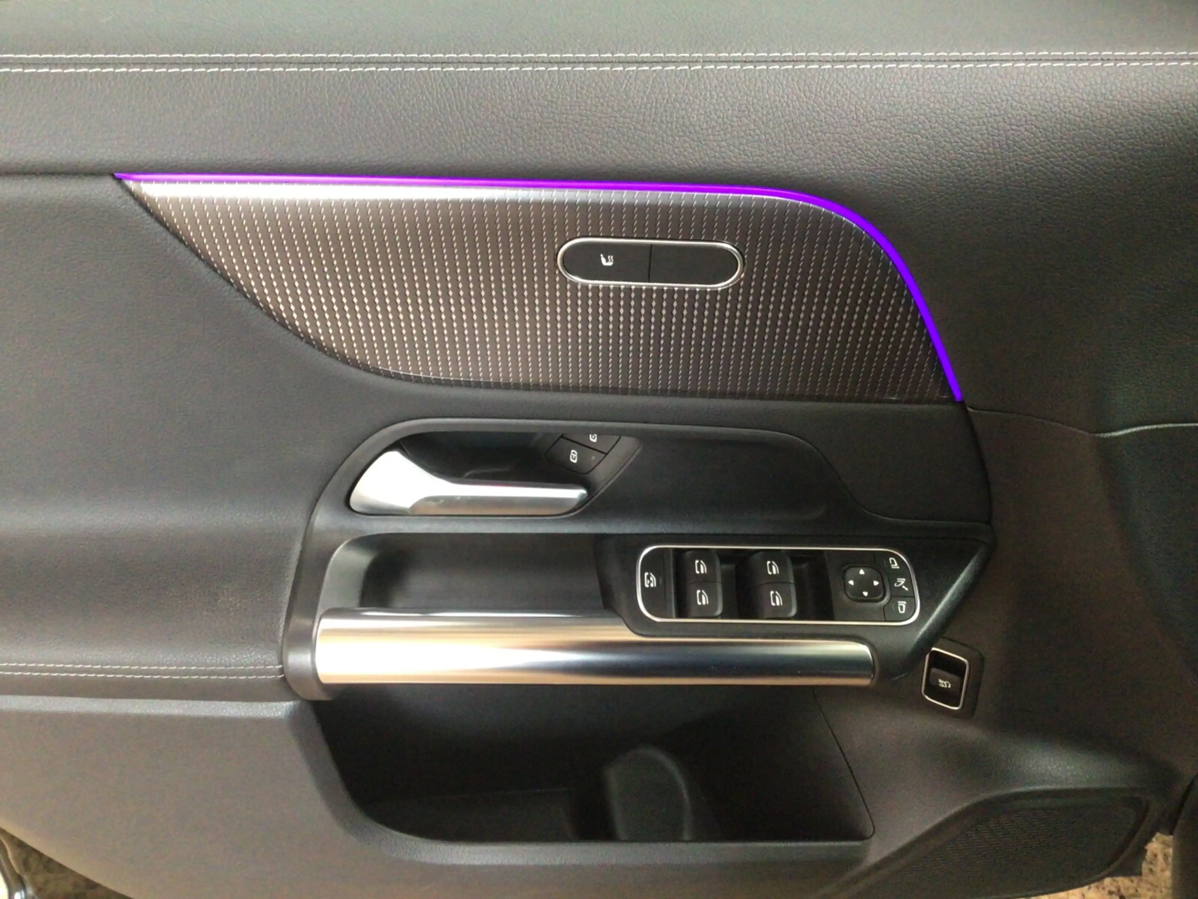 Mercedes-Benz GLA 220 GLA 220 d Progressive/Navi/Pano.-Dach/Distronic/AHK/360° — photo 14