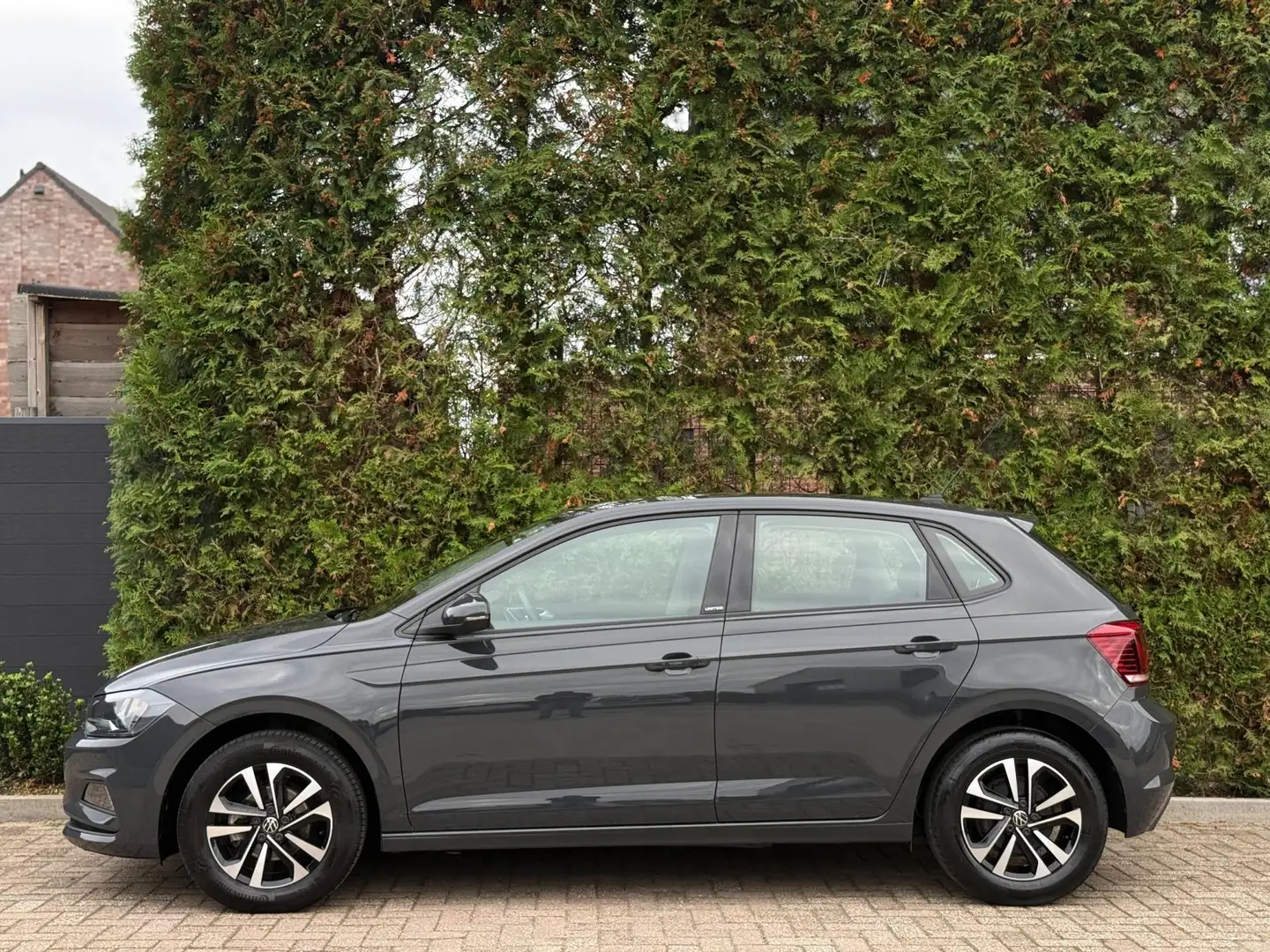 Volkswagen Polo 1.0 TSI United CarPlay Camera Grau - 2