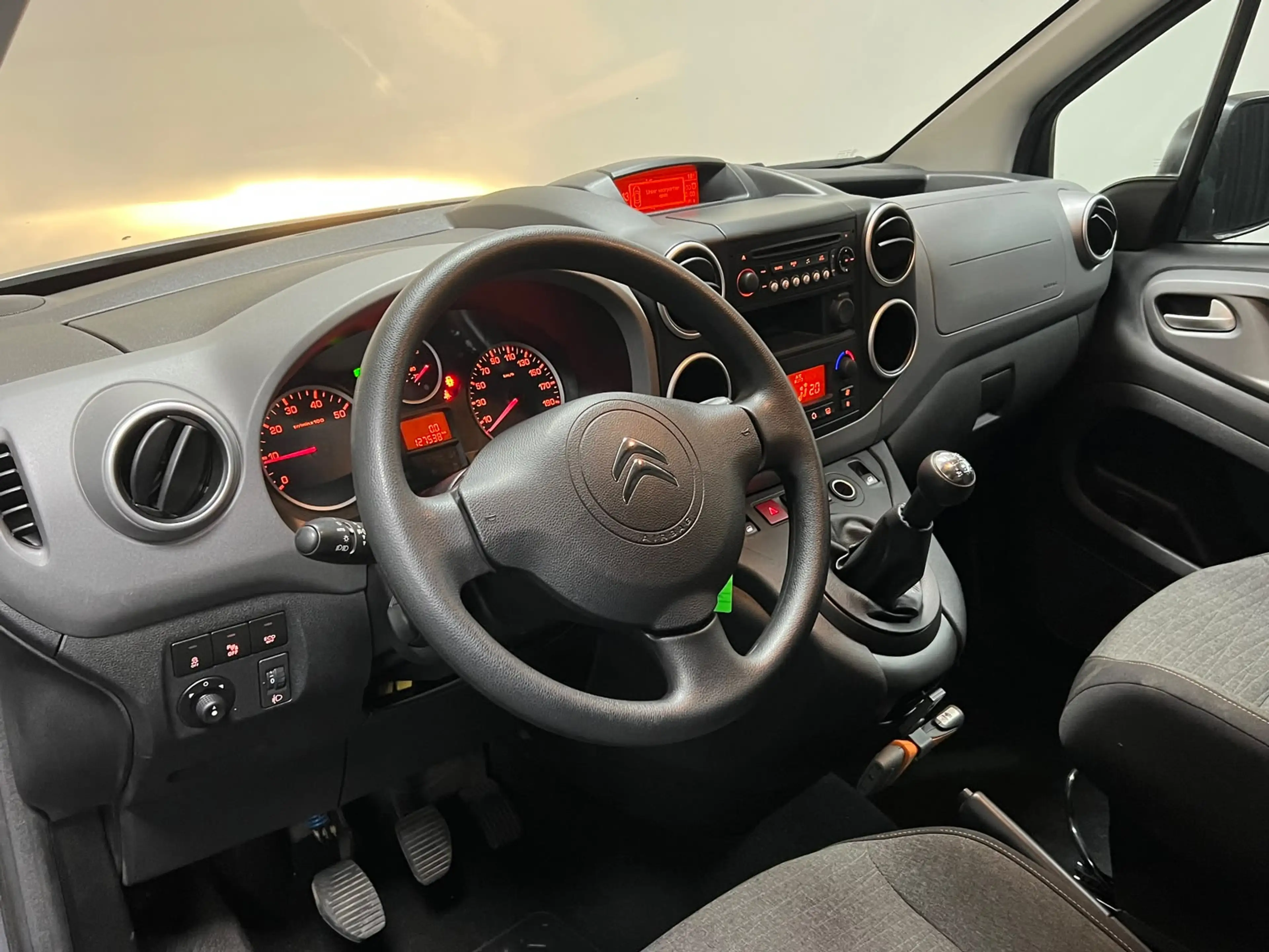 Citroen Berlingo 1.2 PureTech XTR | TREKHAAK | CRUISE CONTROL | PAR — photo 2