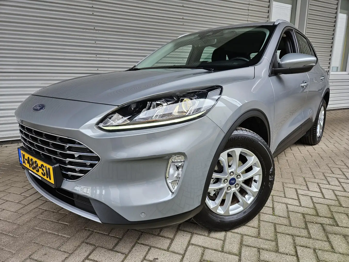 Ford Kuga 2.5 Titanium FHEV Grijs - 2