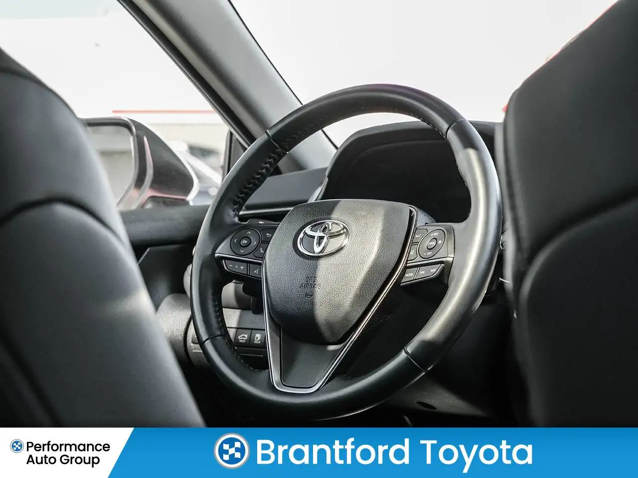 Toyota Camry снимка Toyota Camry