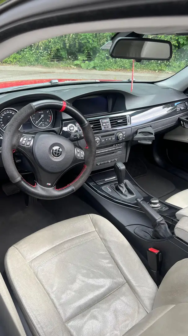 BMW 325 xDrive Rot - 2