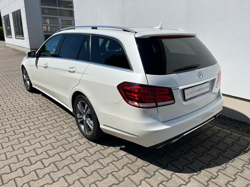 Mercedes-Benz E 350 NAVI LED 4Matic AHZV PDC Sitz/Standheizg — photo 7
