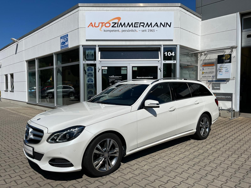 Mercedes-Benz E 350 NAVI LED 4Matic AHZV PDC Sitz/Standheizg