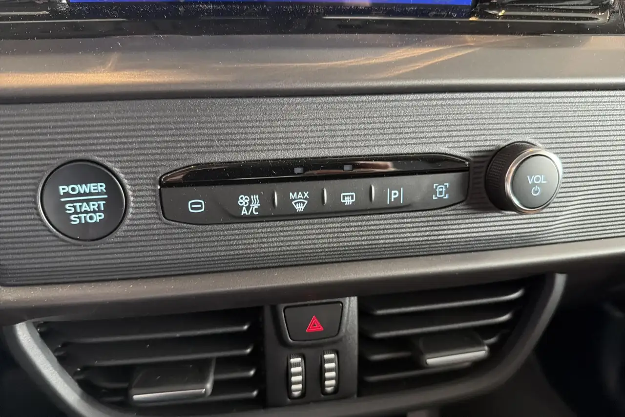 Ford Tourneo Courier 2026 — фото 14