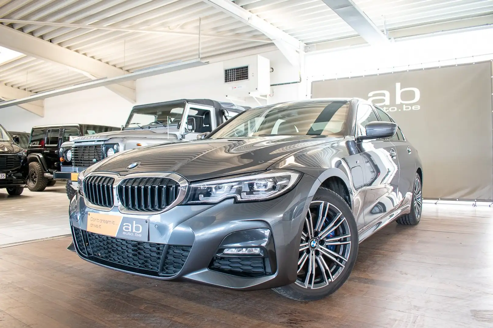 BMW 330 E *M-SPORT*, AUTOM, NAV, BT, APPLE/ANDROID, HIFI Gris - 1
