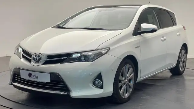 Toyota Auris 1.8 136 LOUNGE