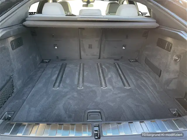 BMW X6 view 12