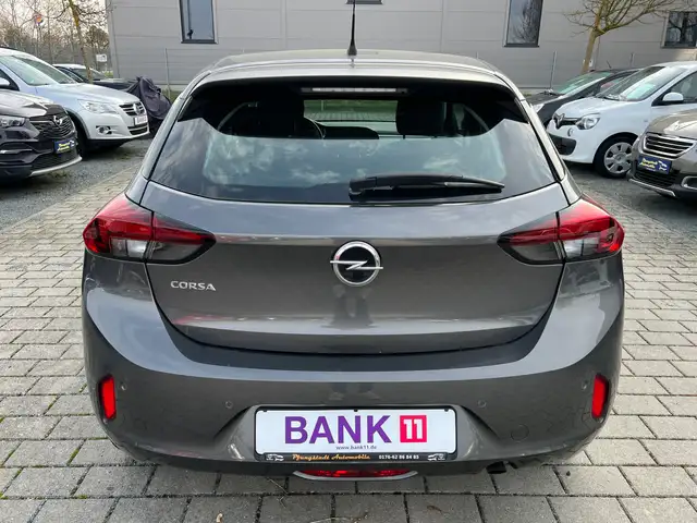 Opel Corsa view 9
