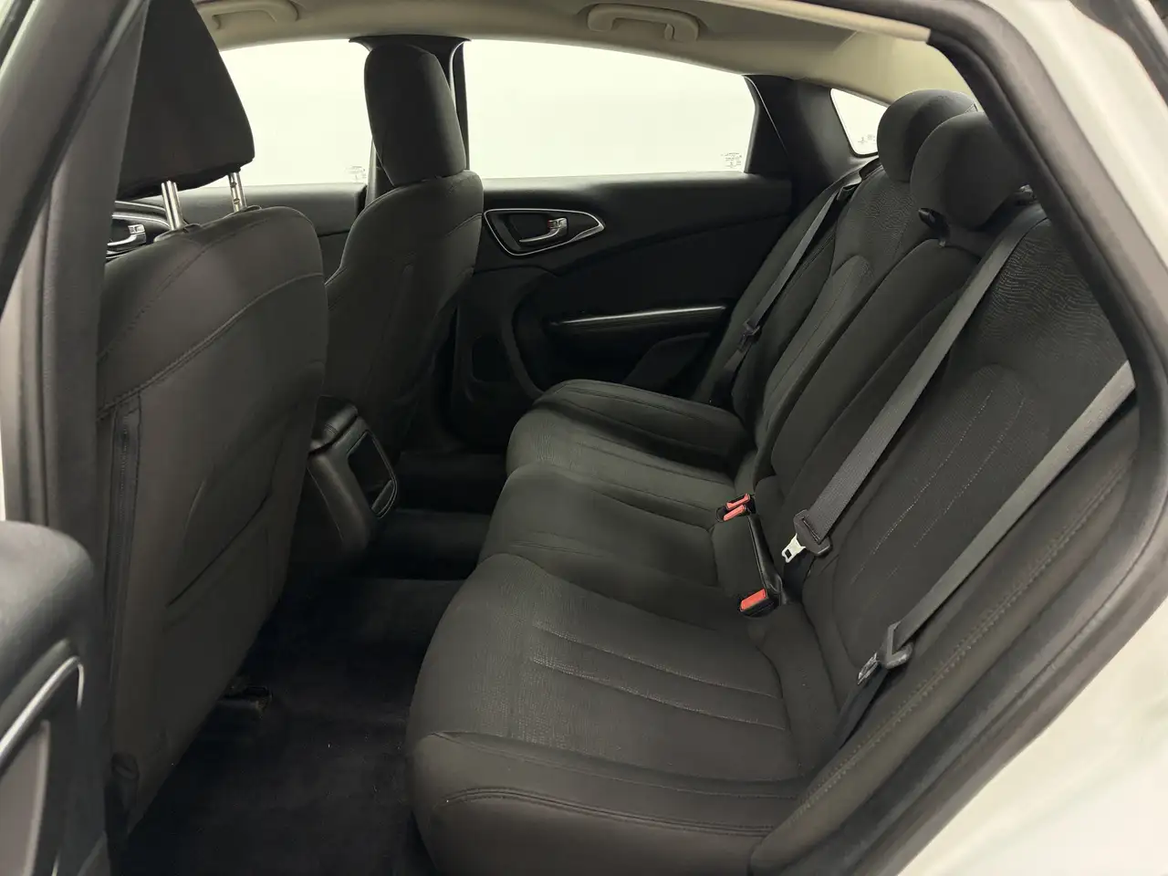 Chrysler 200 снимка Chrysler 200