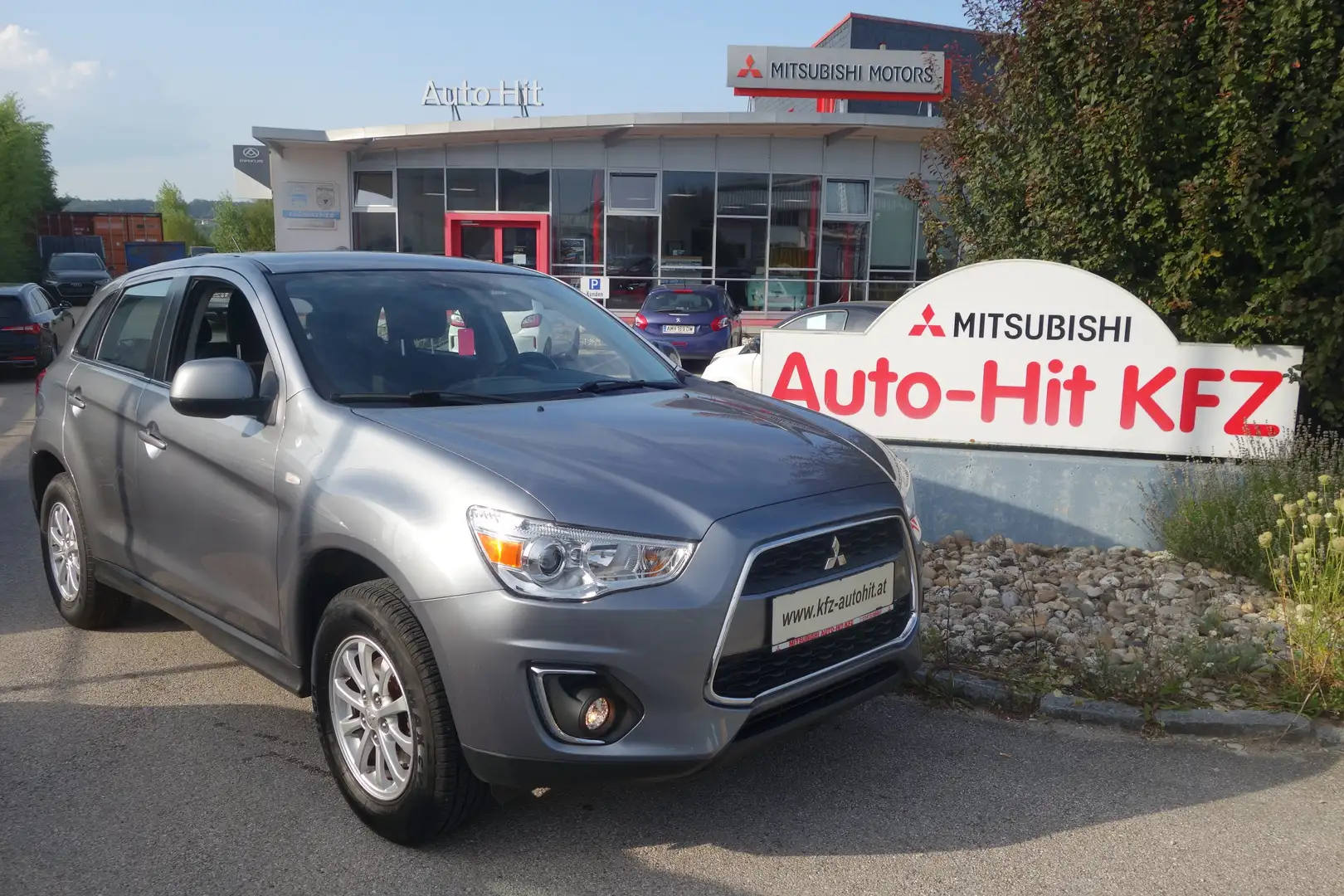 Mitsubishi ASX ASX 1,6 Invite Gris - 1