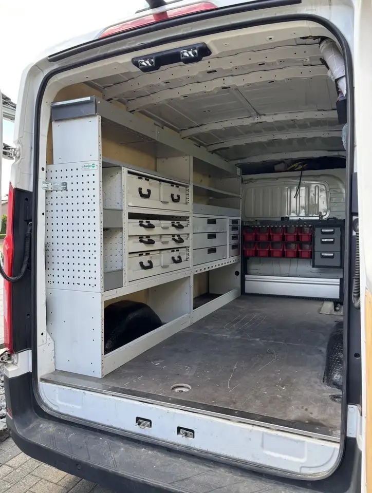Maxus Deliver 9 2022