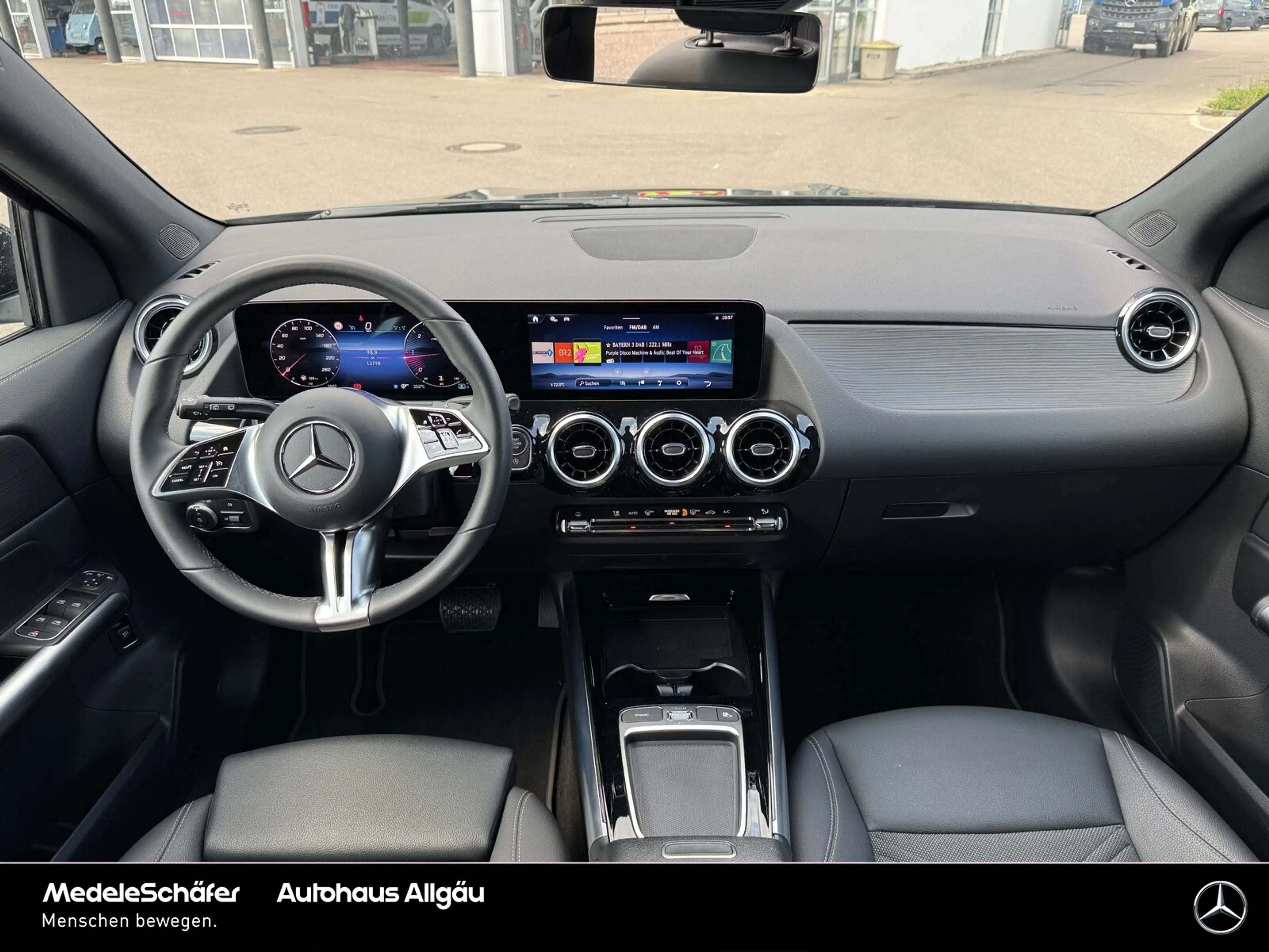 Mercedes-Benz GLA 180 GLA 180 d Progressive WD-Glas-dunkel Kamera LED — photo 8