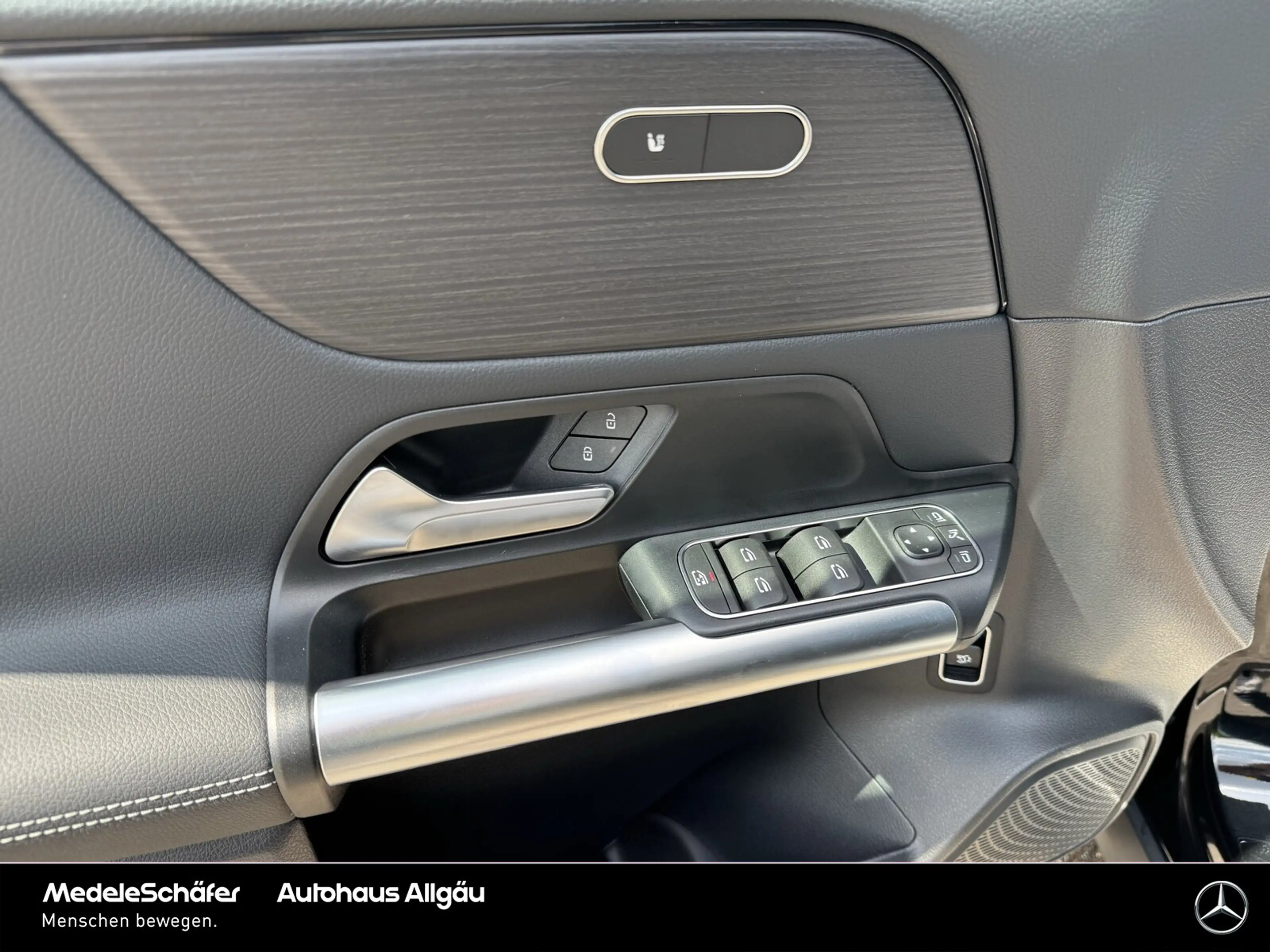 Mercedes-Benz GLA 180 GLA 180 d Progressive WD-Glas-dunkel Kamera LED — photo 6