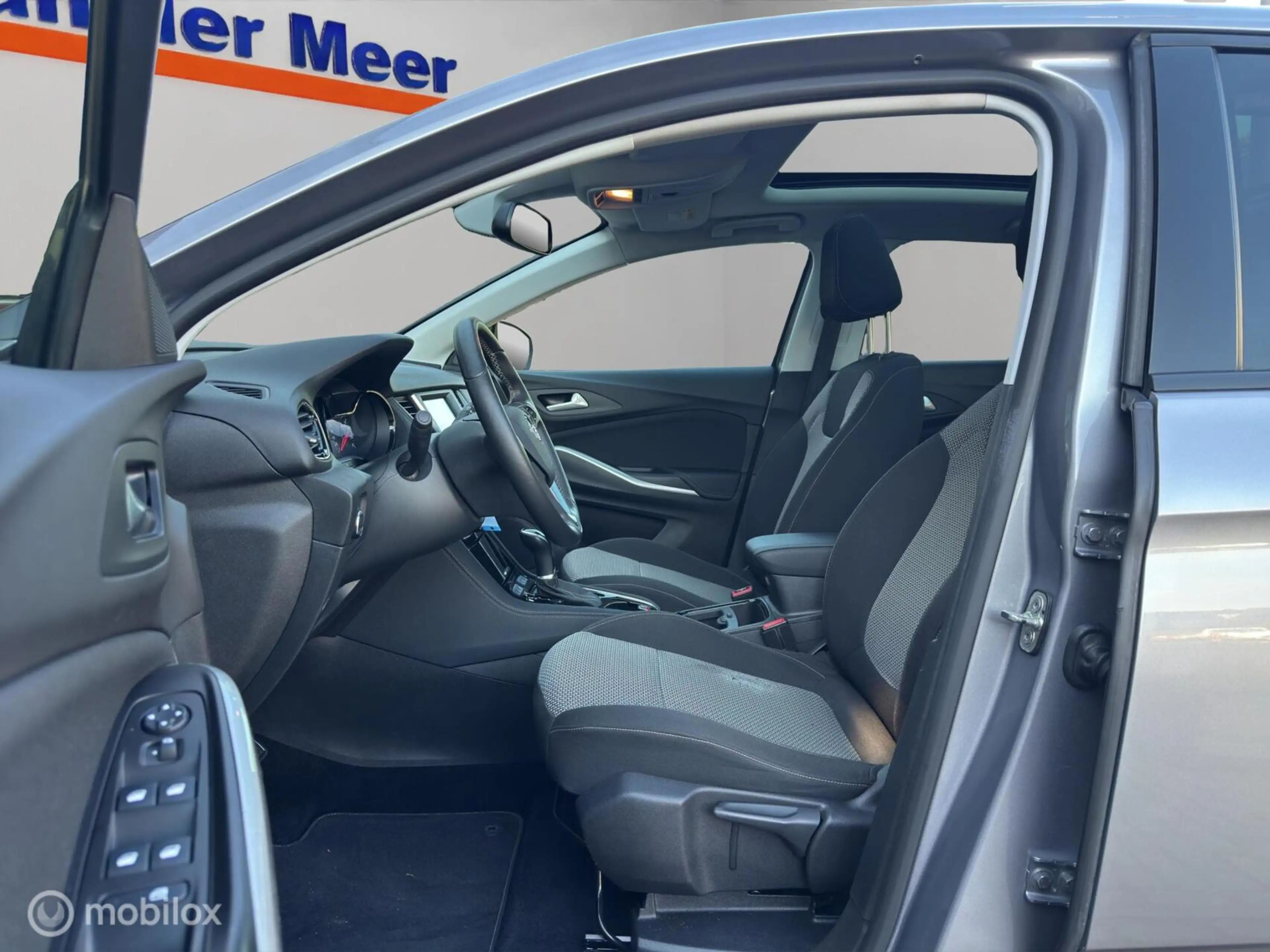 Opel Grandland X 1.2 Turbo Edition — photo 6