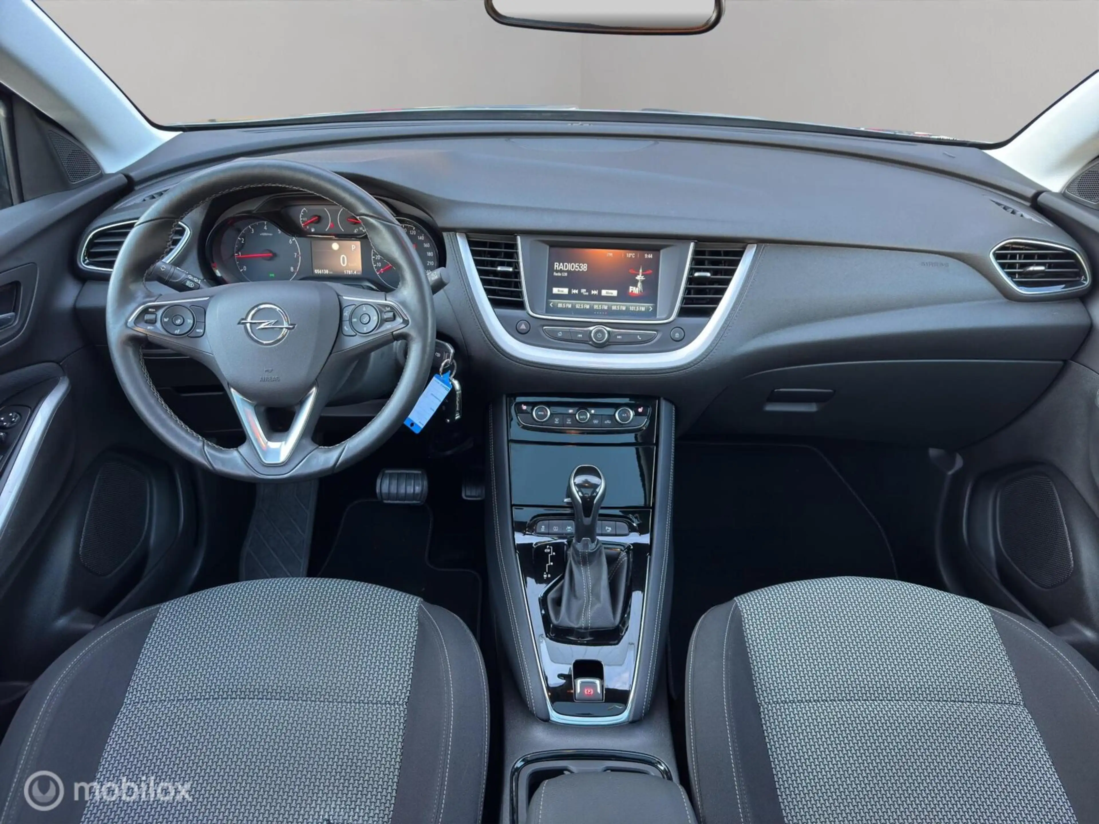 Opel Grandland X 1.2 Turbo Edition — photo 15