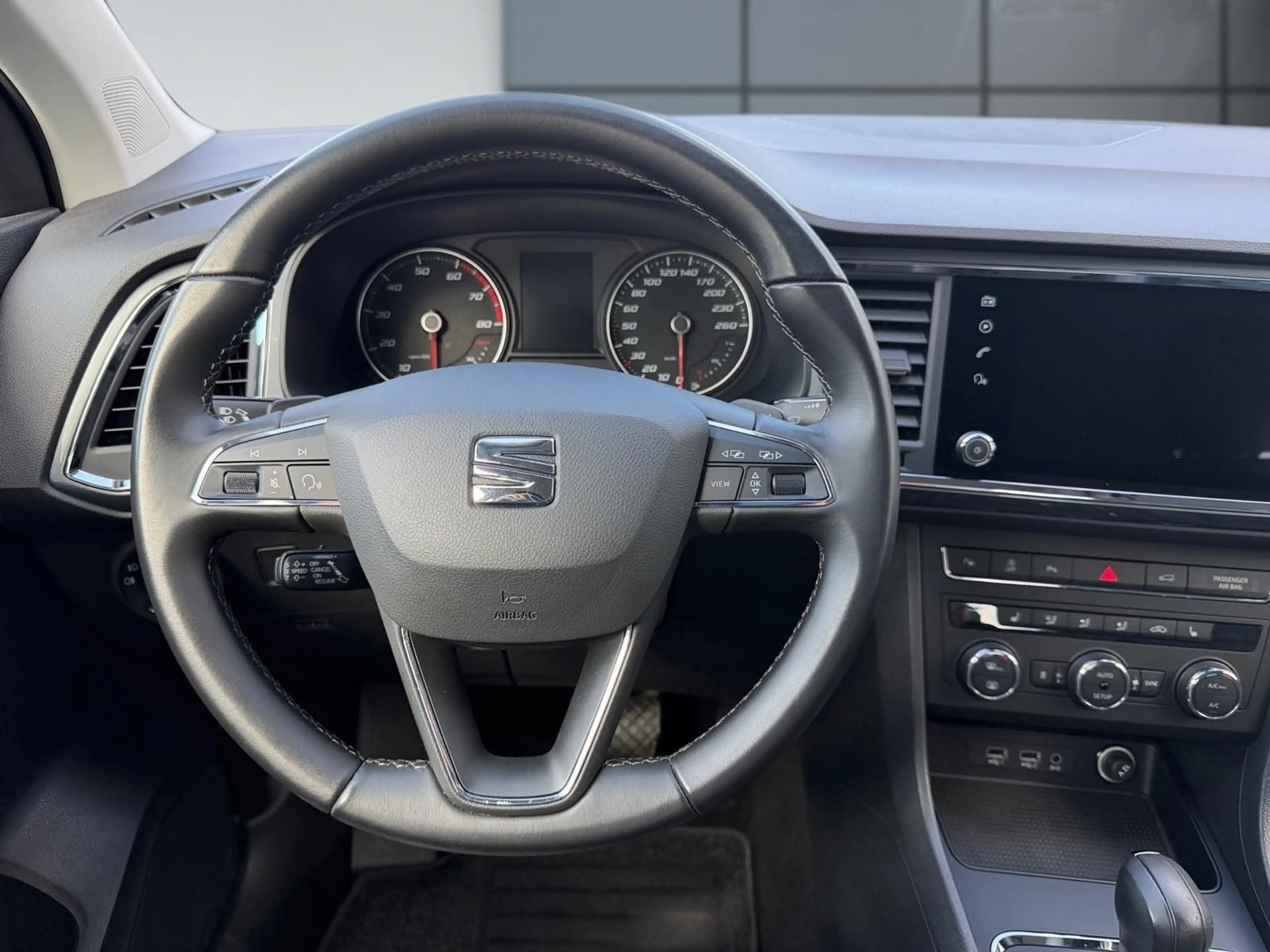 SEAT Ateca Style AUTOMATIK *1.VB*KLIM*SH*NAVI*ALU*PDC — photo 8