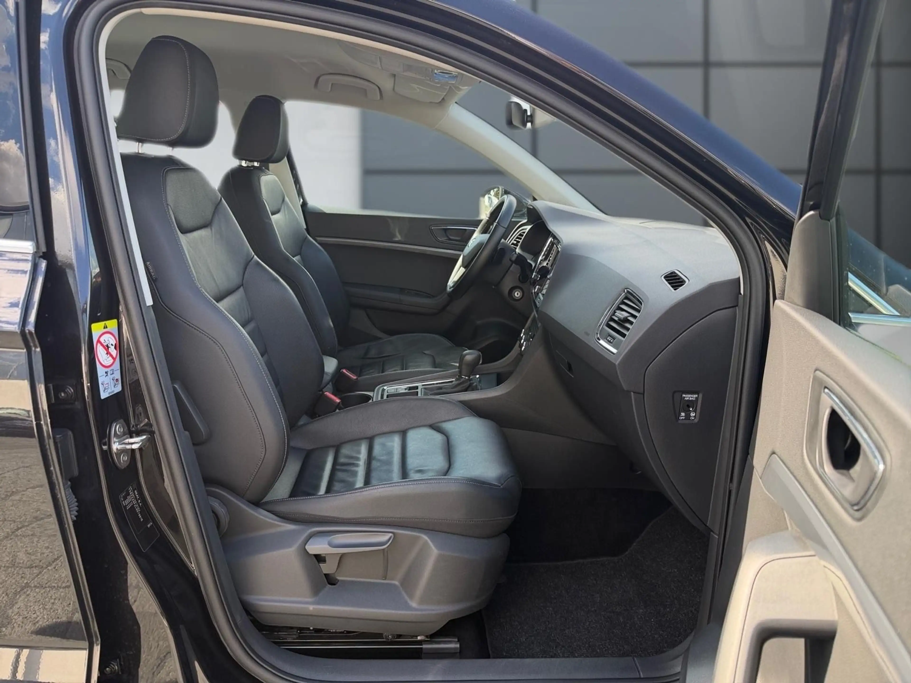 SEAT Ateca Style AUTOMATIK *1.VB*KLIM*SH*NAVI*ALU*PDC — photo 5