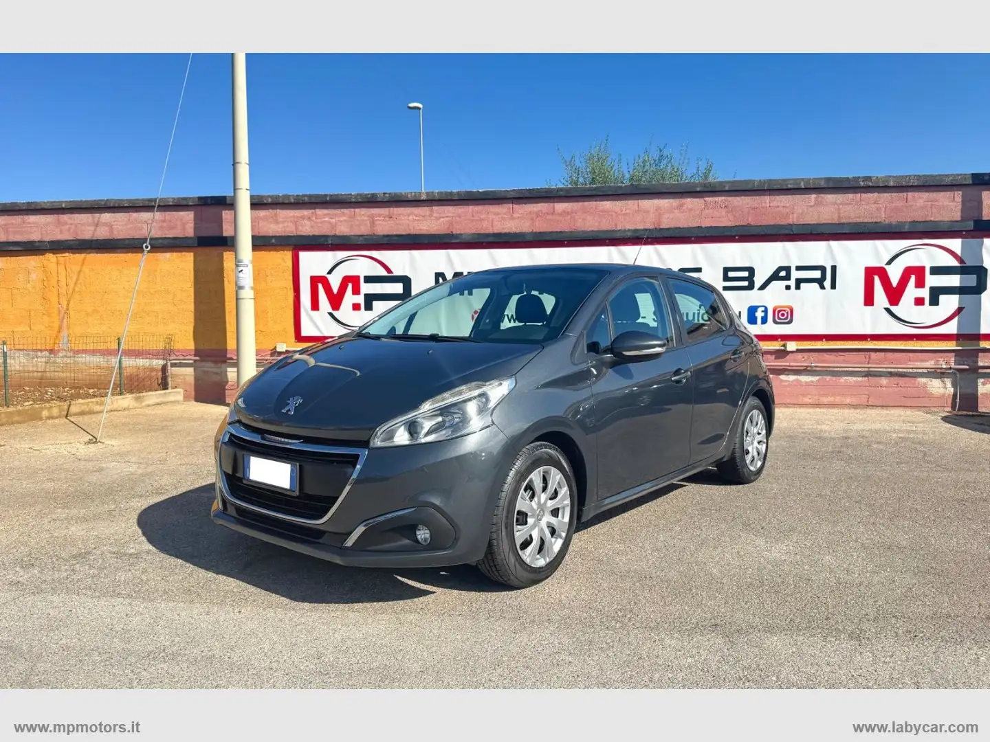 Peugeot 208 ACTIVE 1.2 83CV 5P. Grau - 1