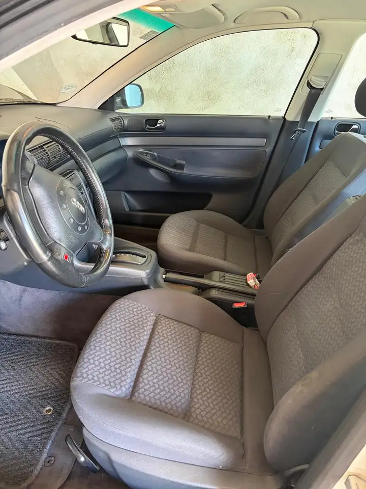 Audi A4 1.8, foto 10