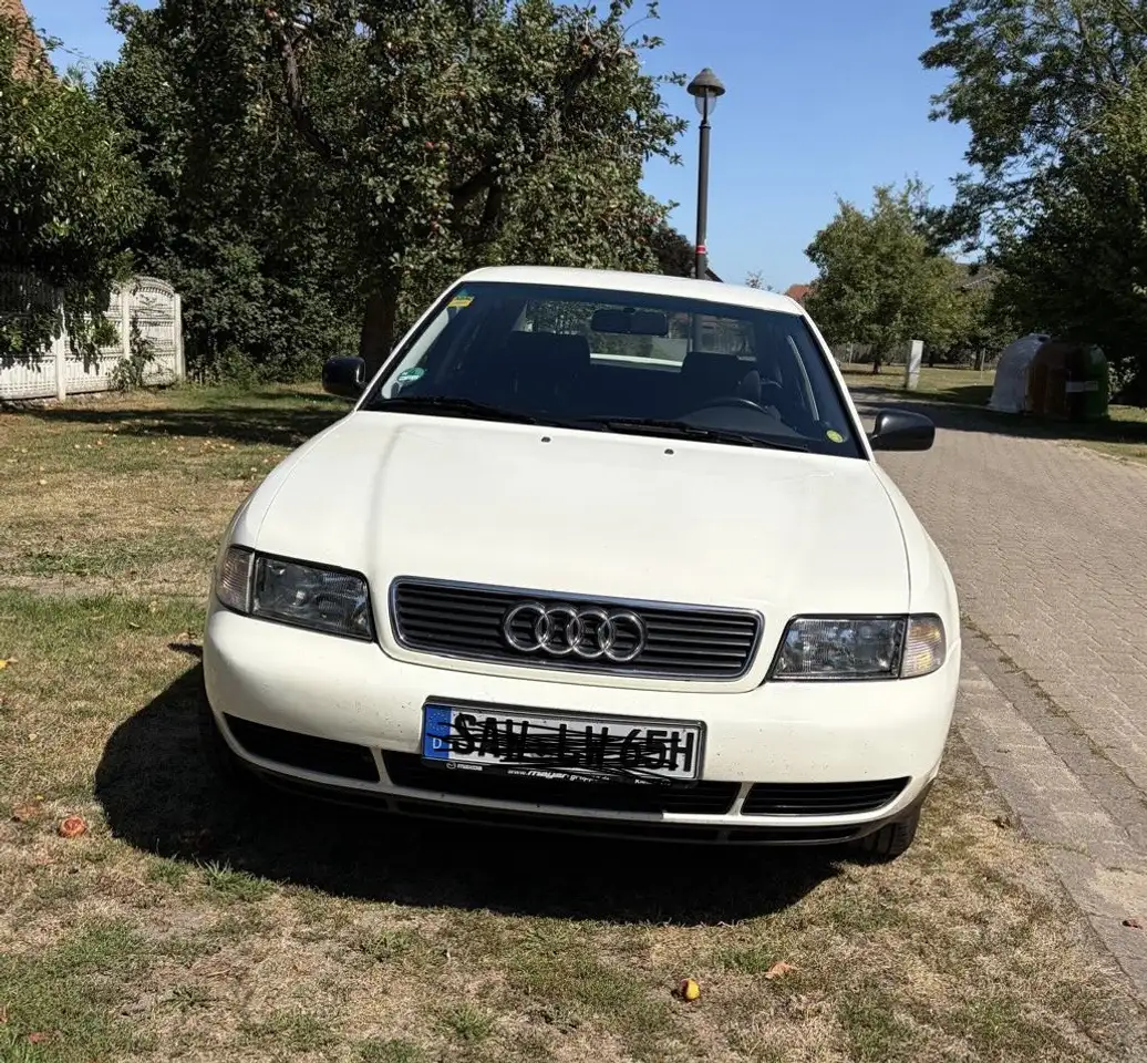 Audi A4 1.8, foto 4