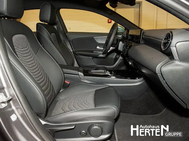 Mercedes-Benz A-Class view 6