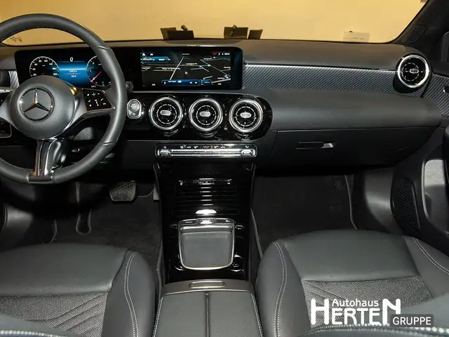 Mercedes-Benz A-Class view 10