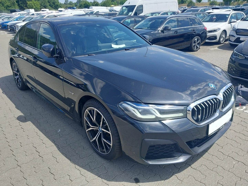 BMW 530 e xDrive M Sportpaket ESSD/K-Sitze/Head/Laser — photo 7