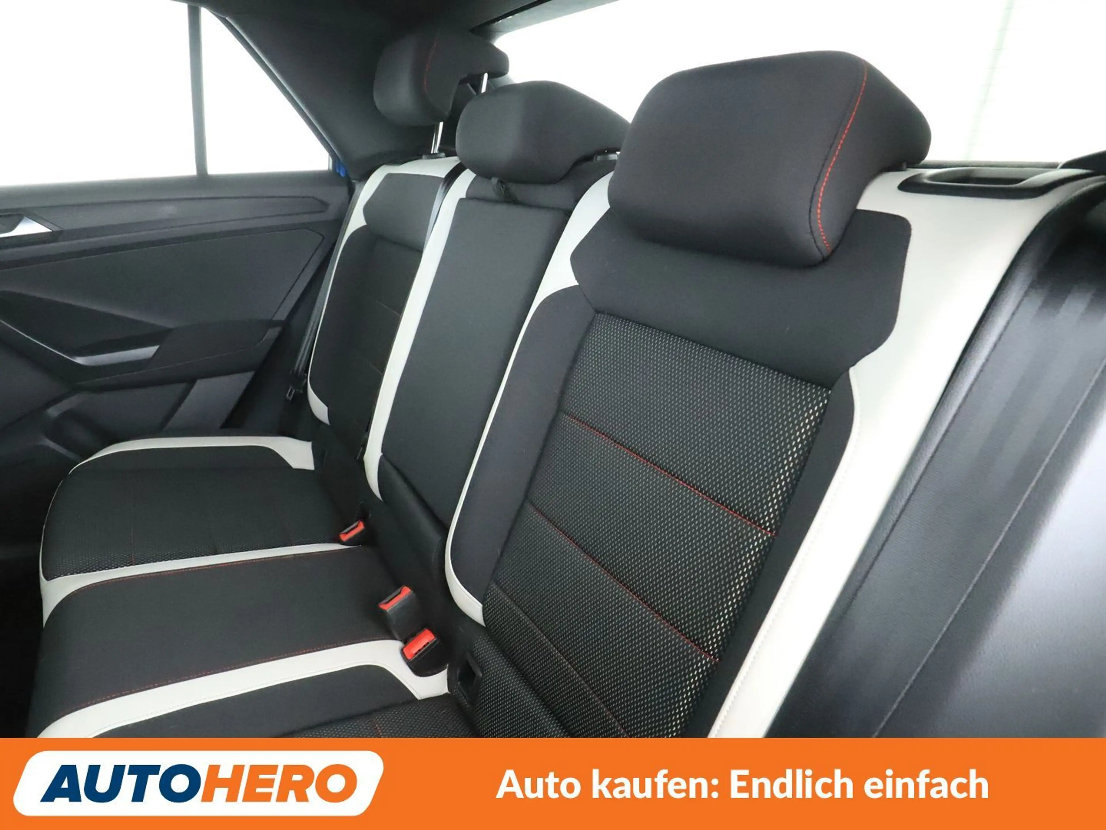 Volkswagen T-Roc 1.5 TSI ACT Sport Aut.*NAVI*LED*ACC* — photo 14