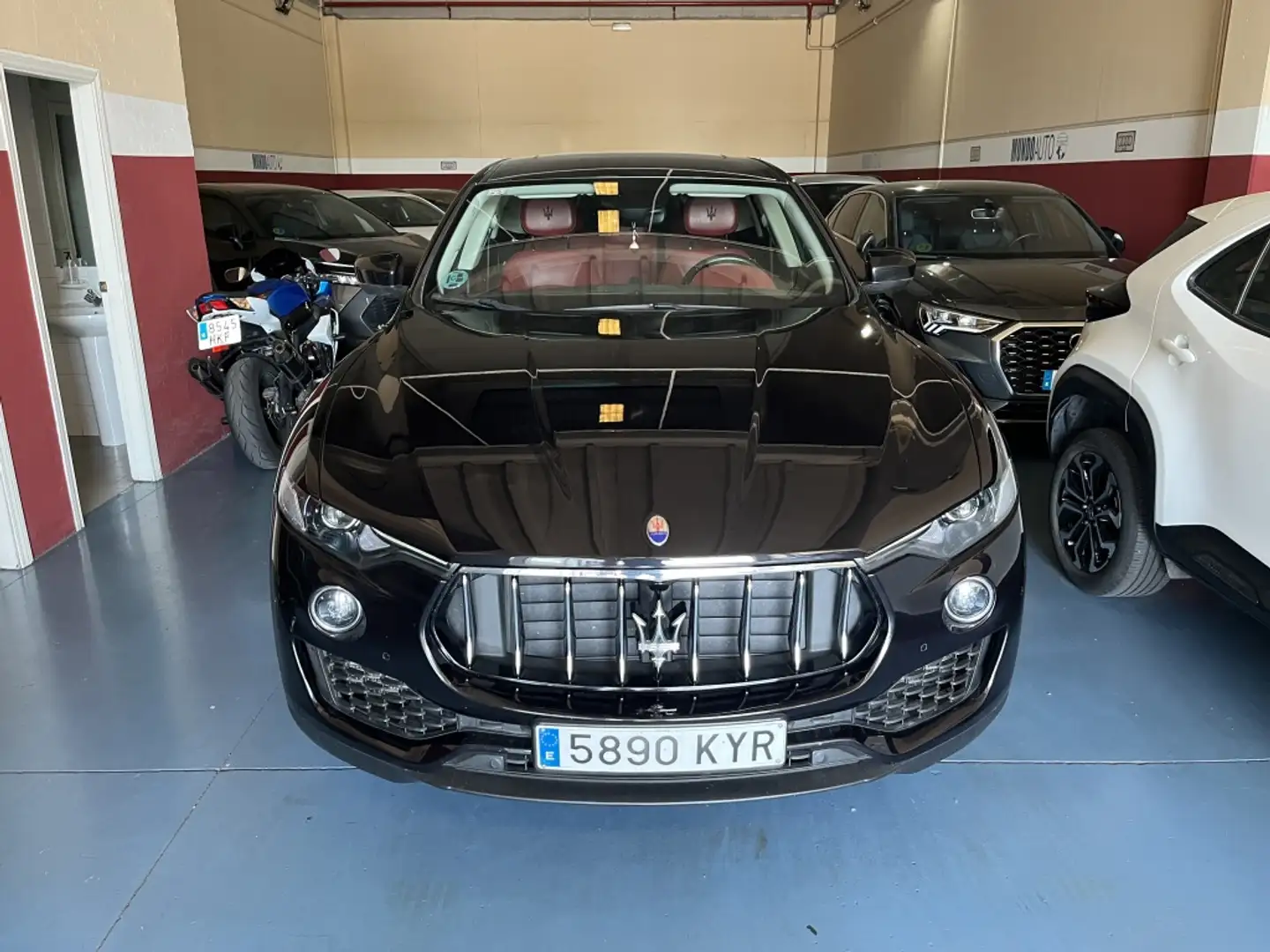 Maserati Levante 275 Diesel GranLusso Aut. Negro - 1