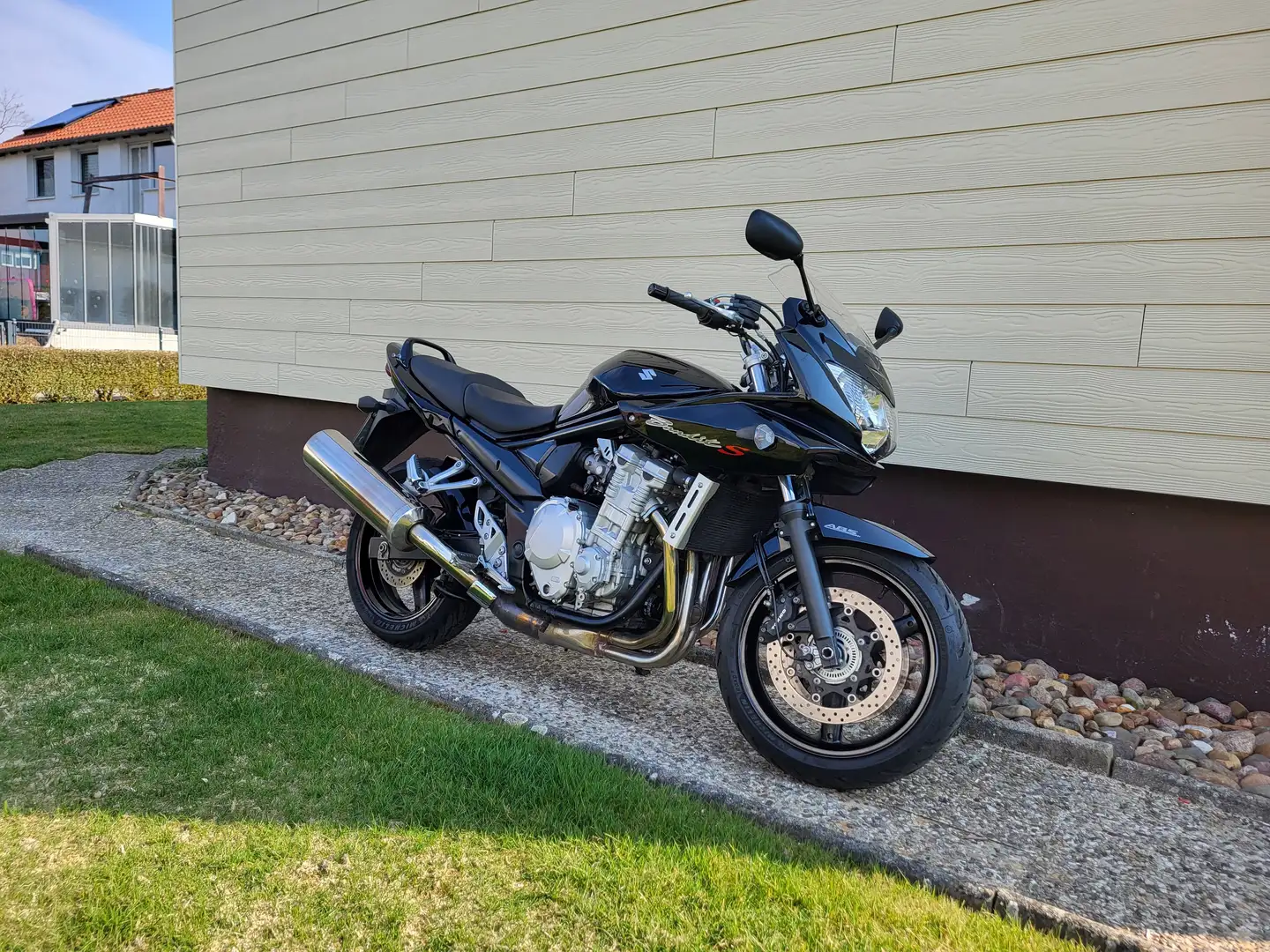 Suzuki Bandit 650 Bandit 650 SA Negro - 1